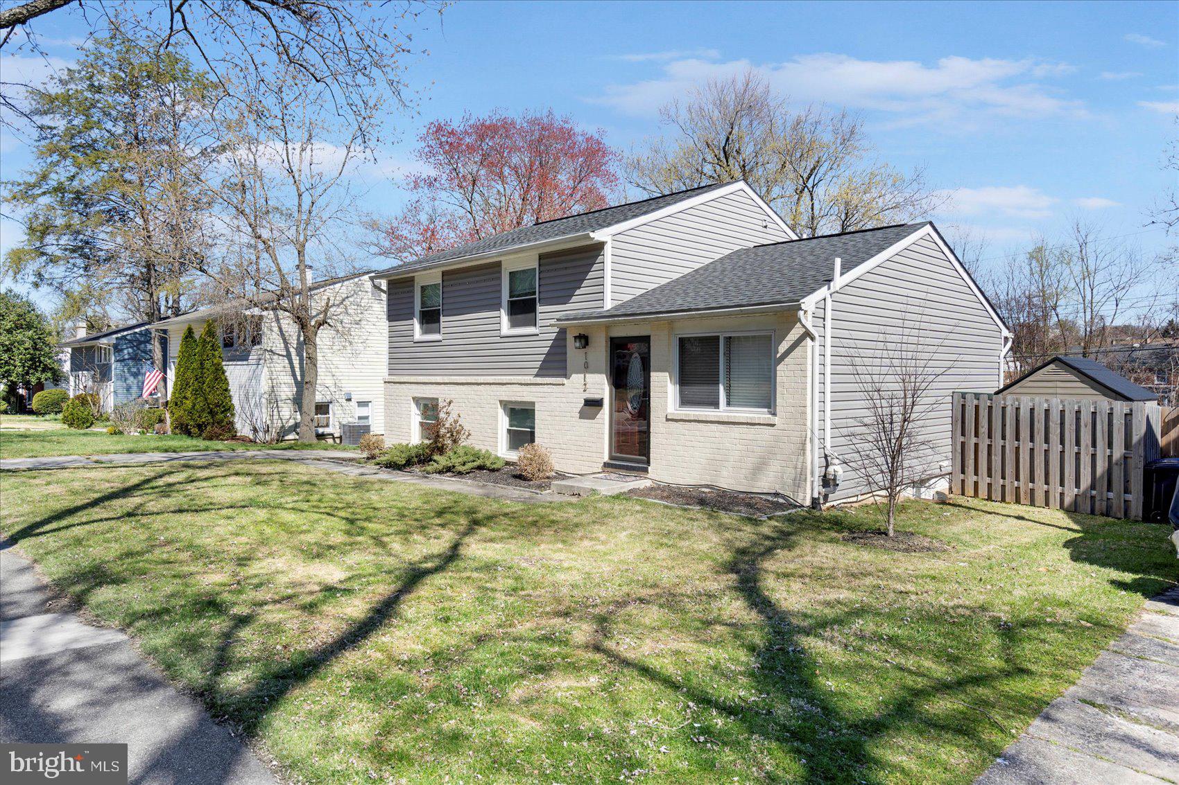 ORCHARD HILLS - Residential