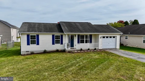 MLS: WVBE2055162