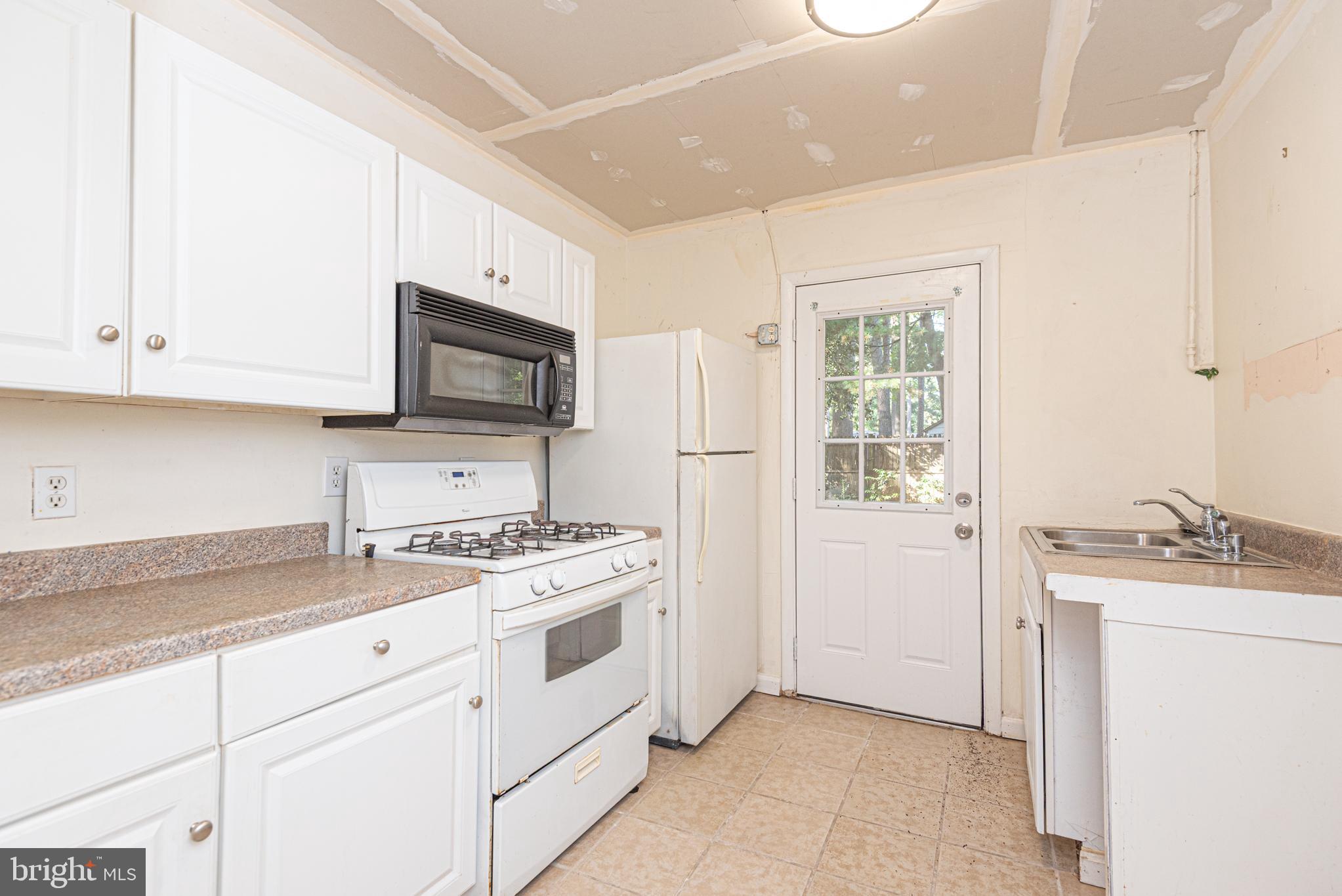 AVALON PARK - Residential