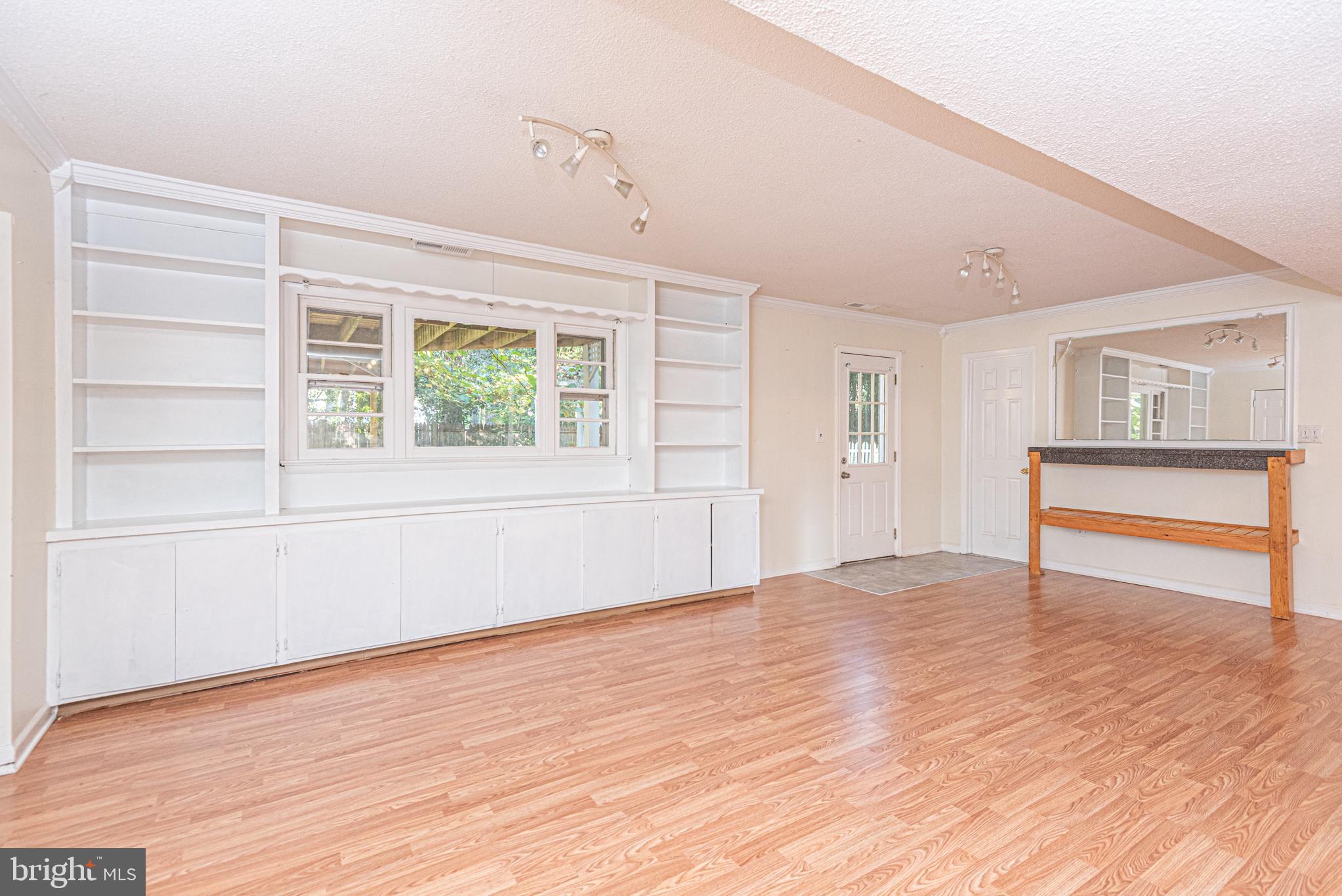 AVALON PARK - Residential