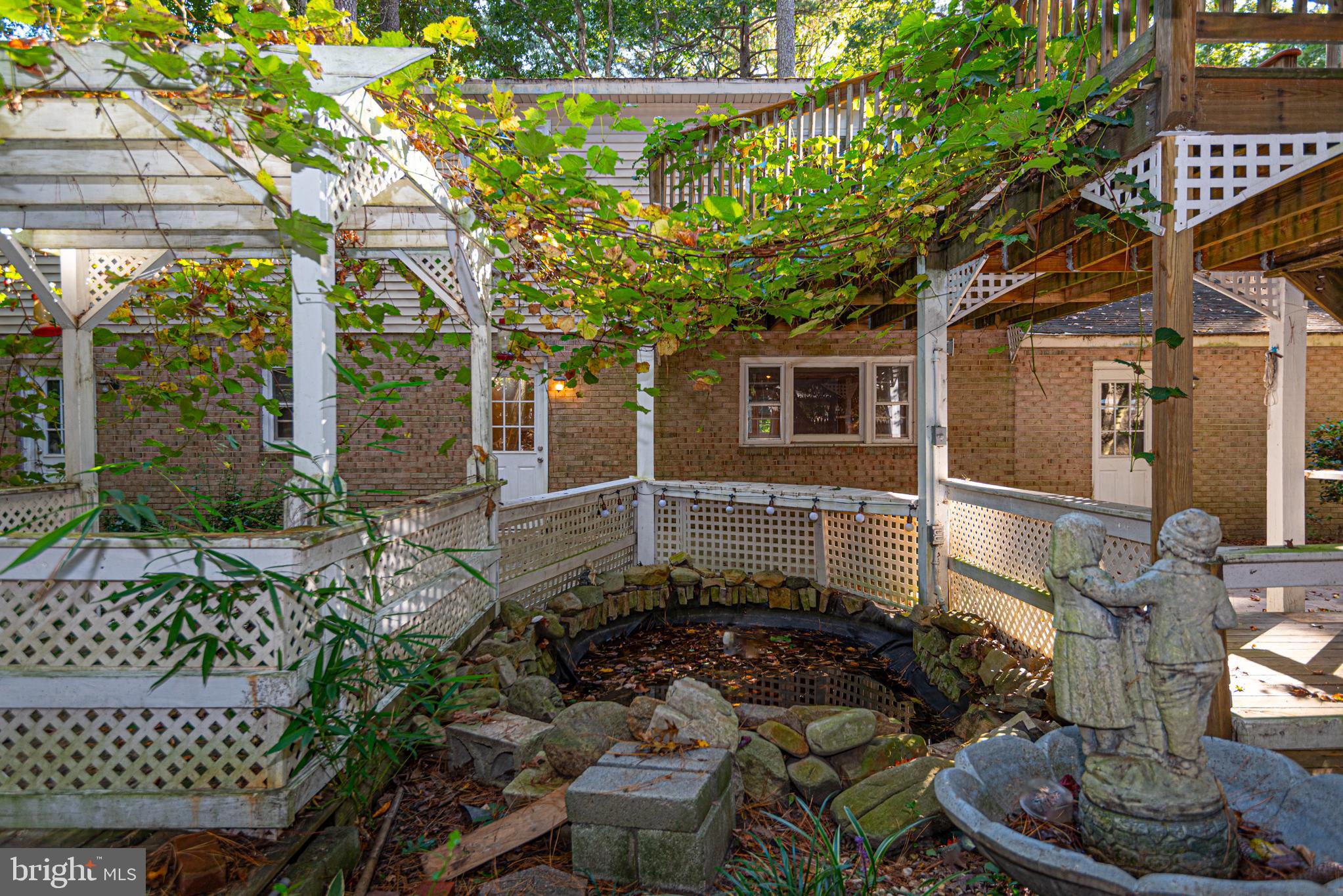 AVALON PARK - Residential