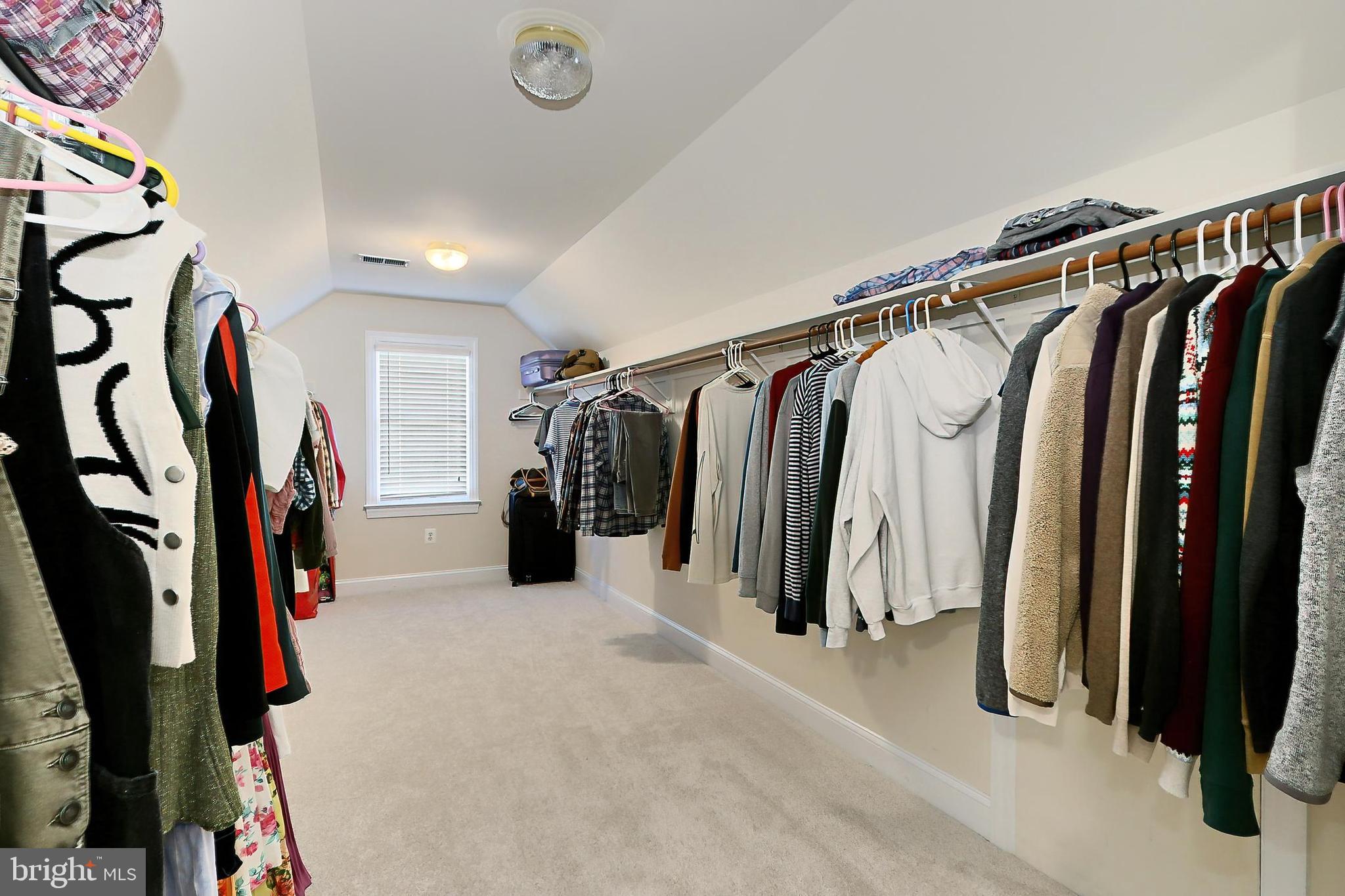 VIRGINIA RUN - Residential