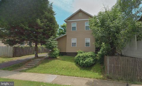 Photo of 6003 Seat Pleasant Drive, CAPITOL HEIGHTS, MD 20743 (MLS # MDPG2190290)