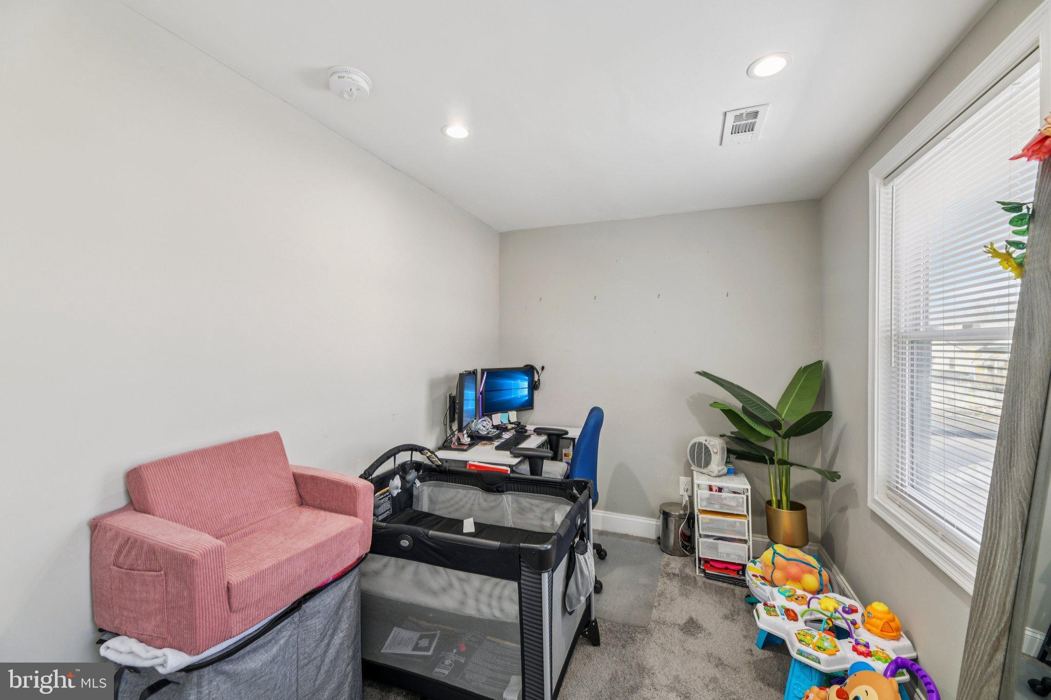 SEAT PLEASANT - Residential