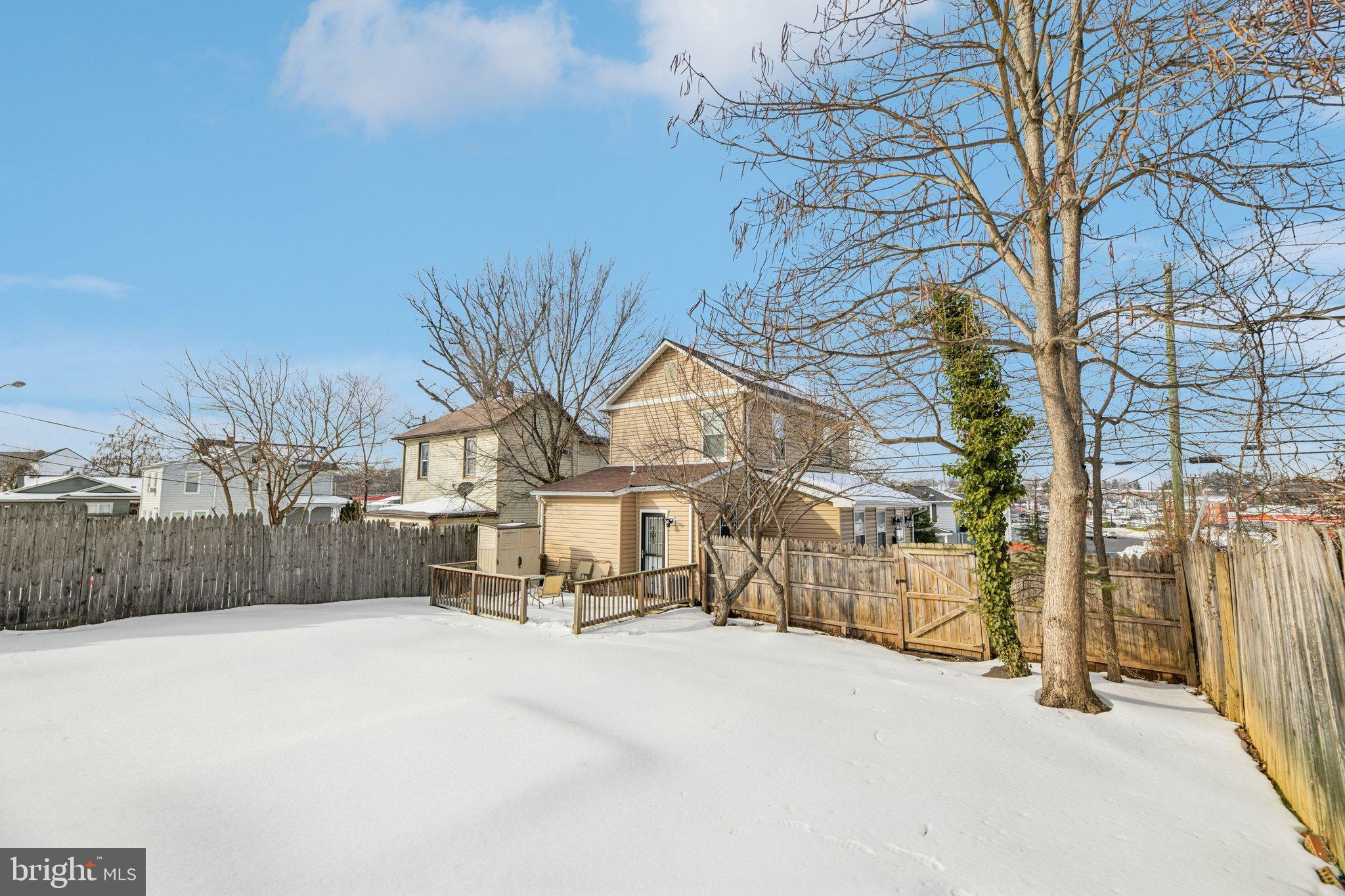 SEAT PLEASANT - Residential