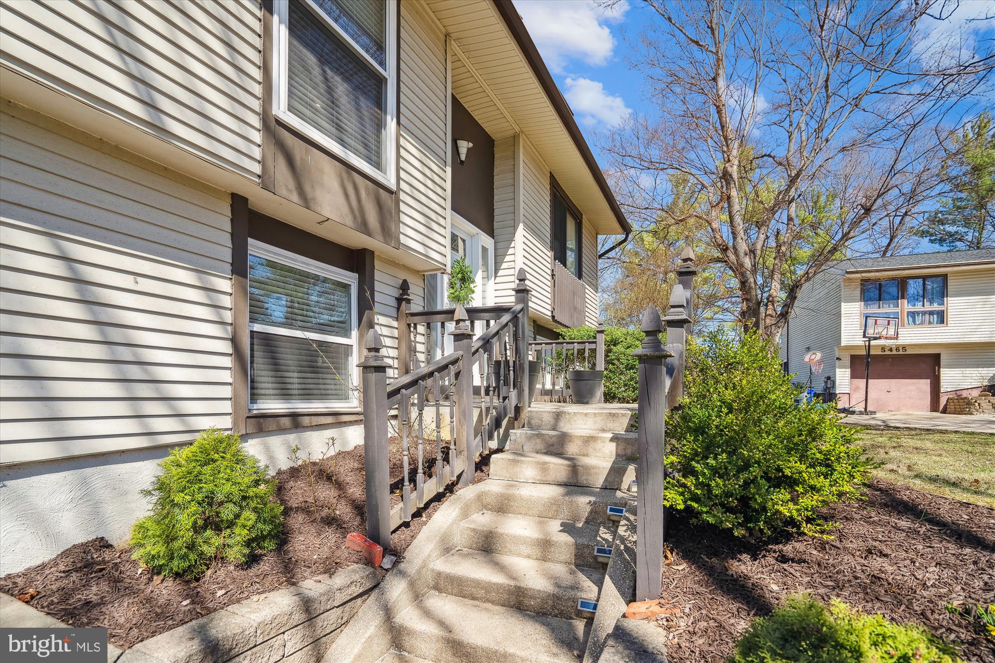 VILLAGE OF LONG REACH - Residential