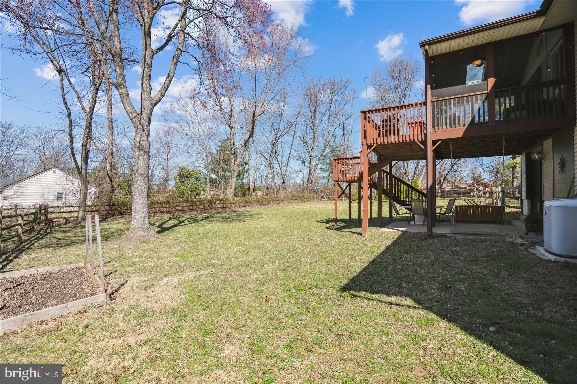 VILLAGE OF LONG REACH - Residential