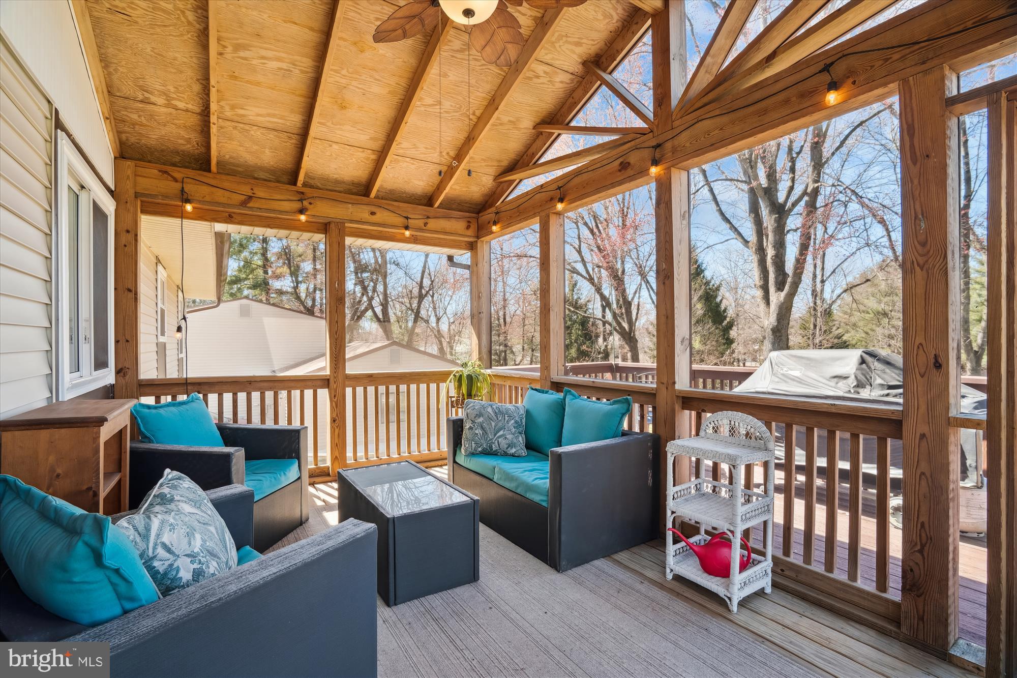 VILLAGE OF LONG REACH - Residential