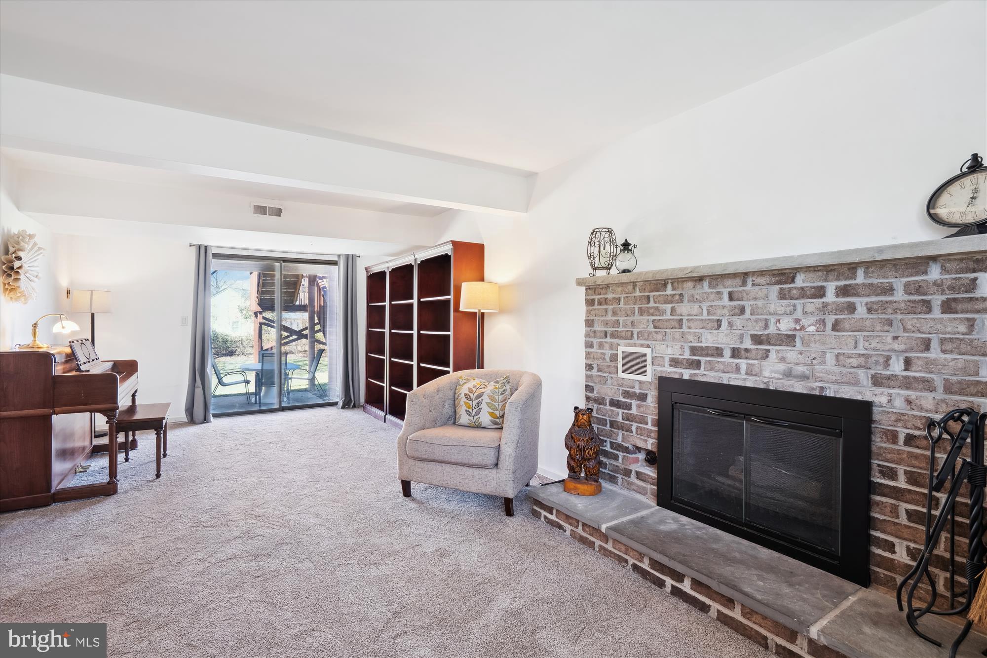 VILLAGE OF LONG REACH - Residential