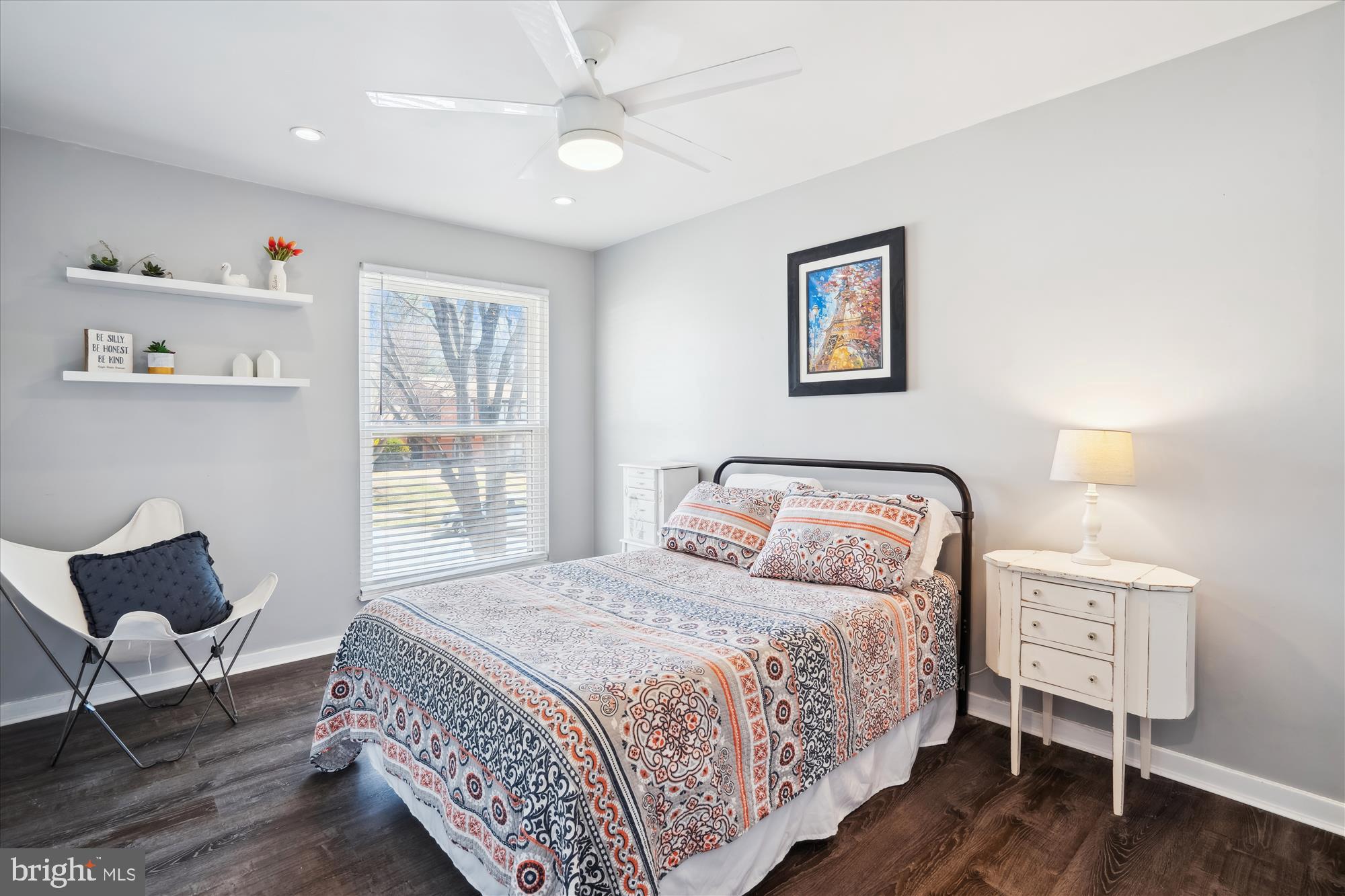 VILLAGE OF LONG REACH - Residential