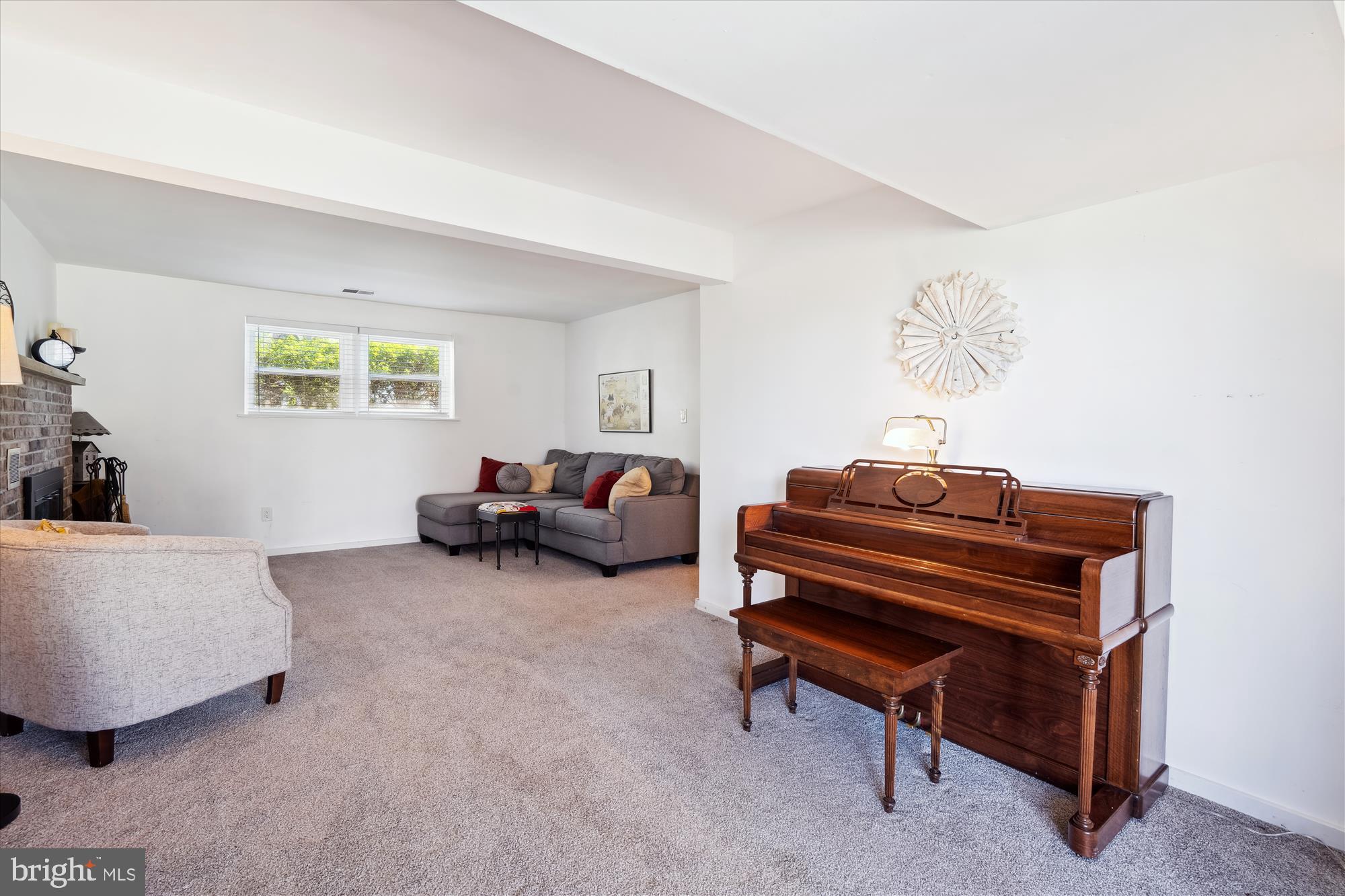 VILLAGE OF LONG REACH - Residential