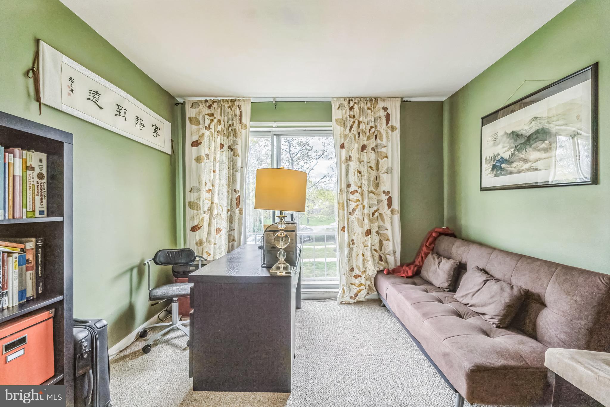 YORKTOWN - Residential