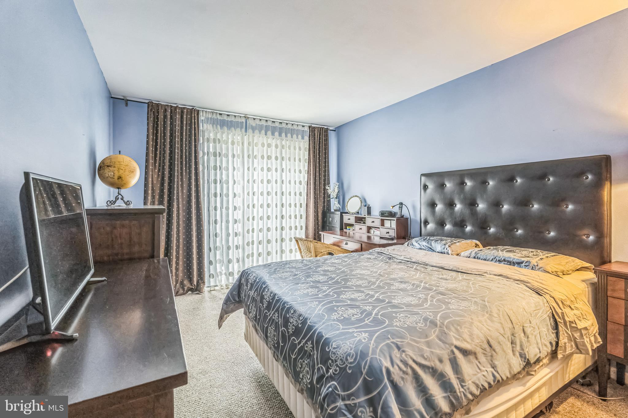 YORKTOWN - Residential