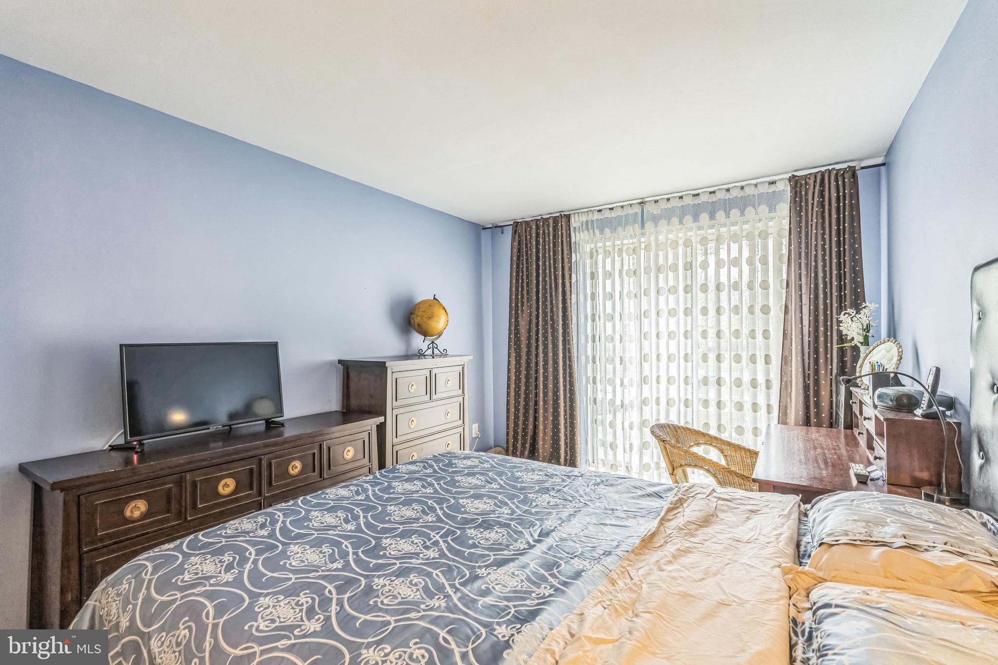 YORKTOWN - Residential