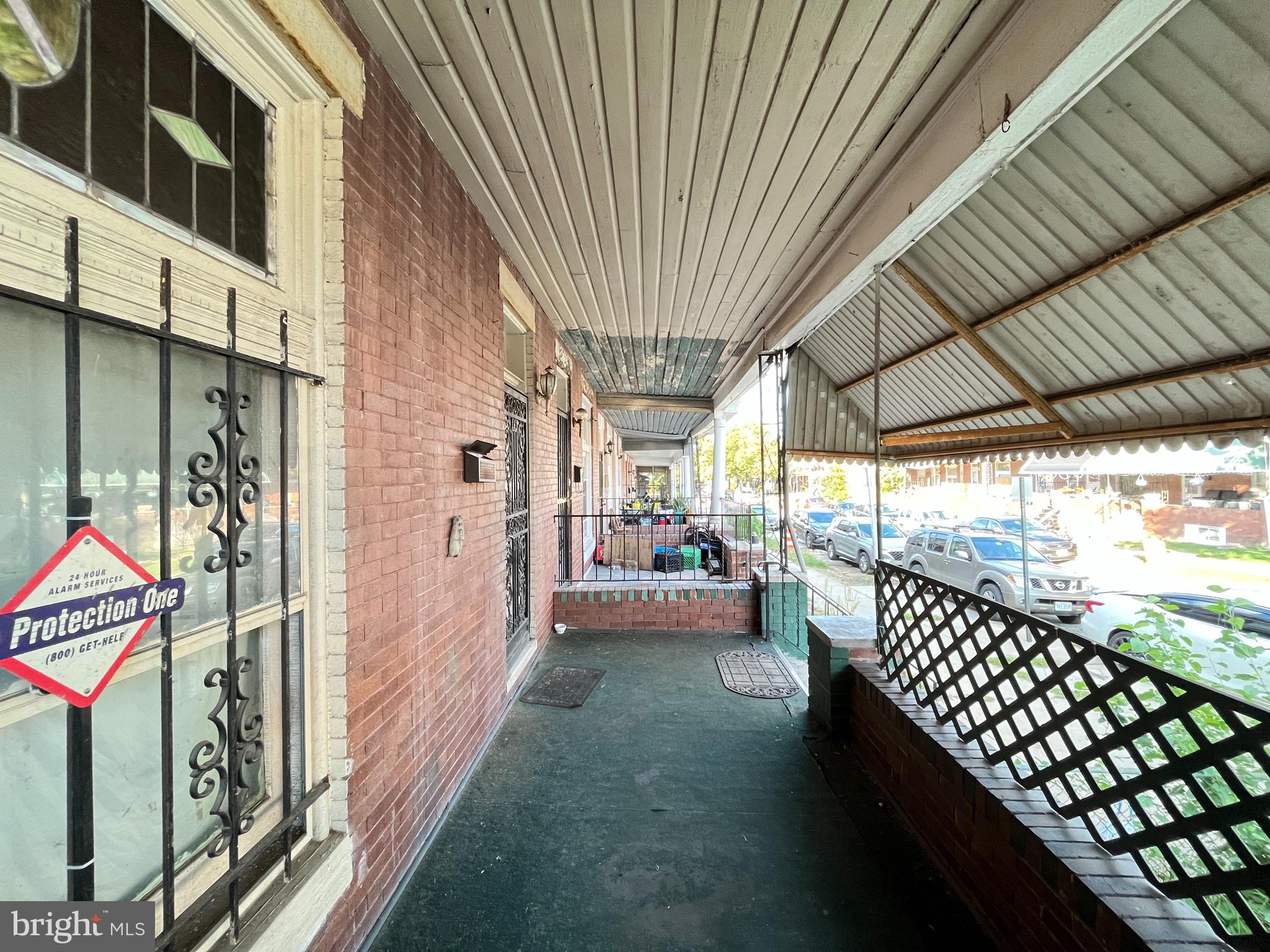 EAST BALTIMORE MIDWAY - Residential