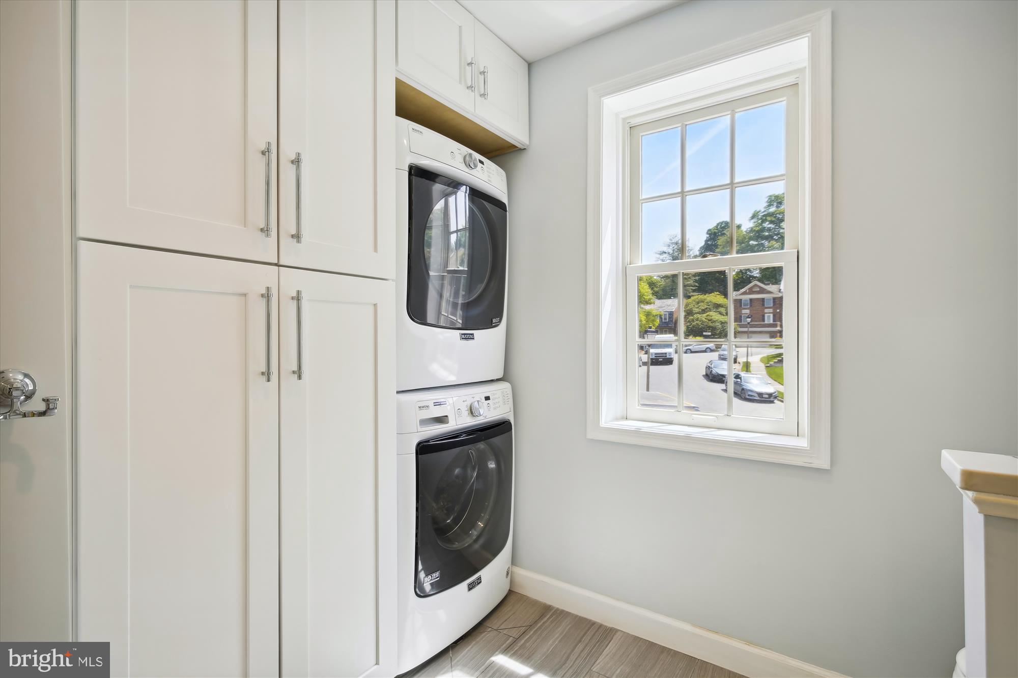 FOREST HILLS COMMONS - Residential