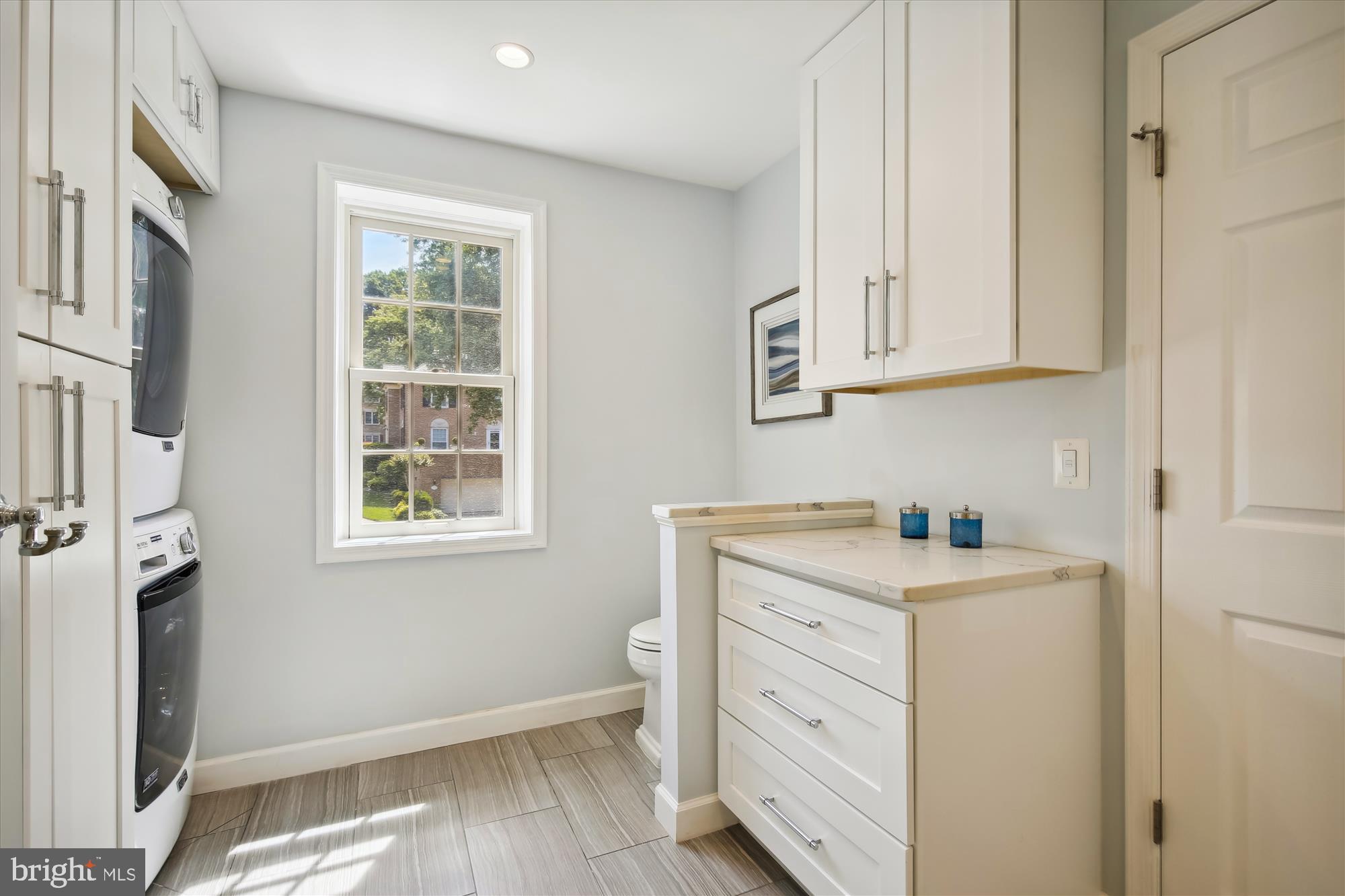 FOREST HILLS COMMONS - Residential