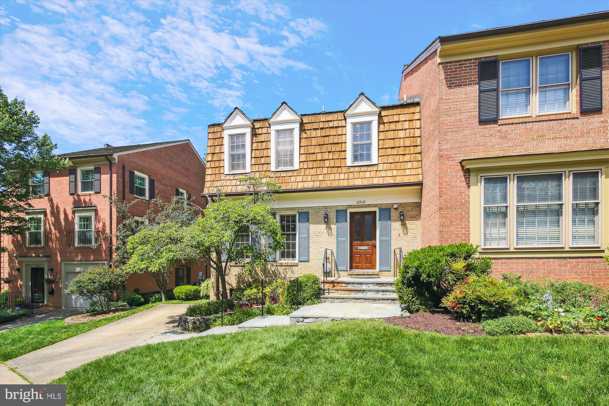 FOREST HILLS COMMONS - Residential