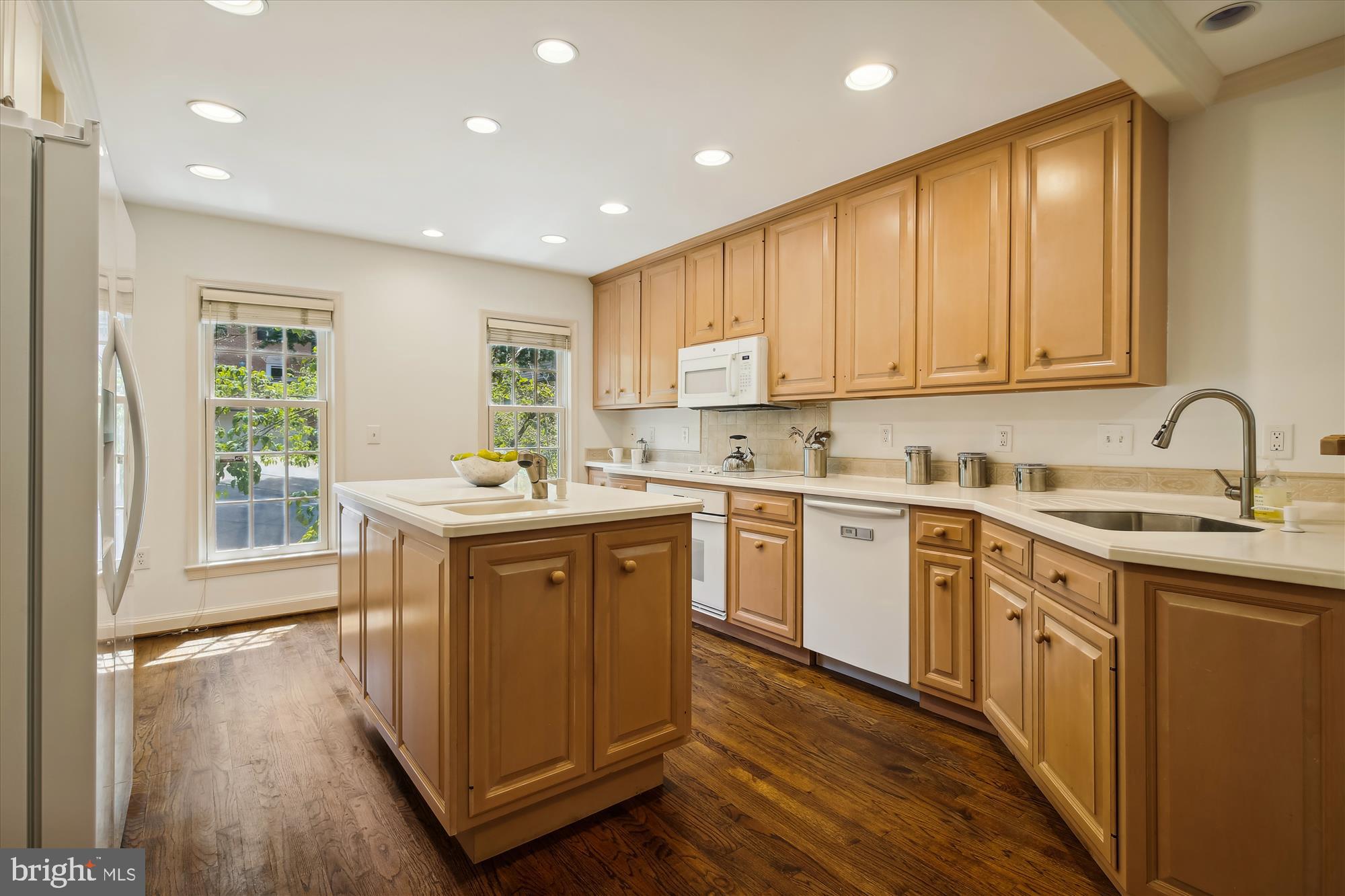 FOREST HILLS COMMONS - Residential