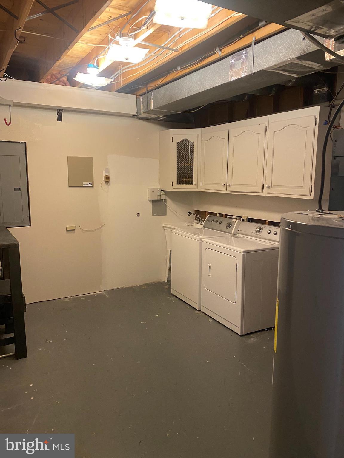 FOREST HILLS COMMONS - Residential