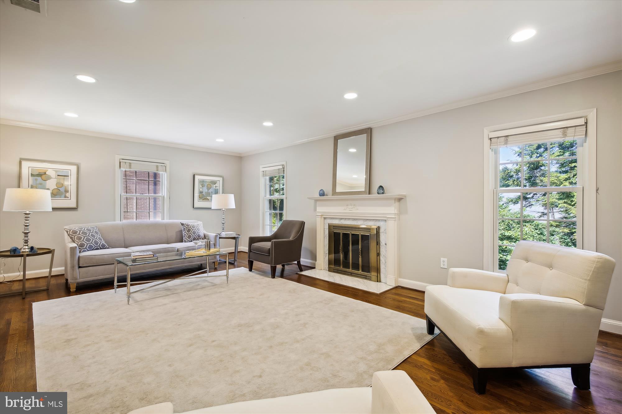 FOREST HILLS COMMONS - Residential