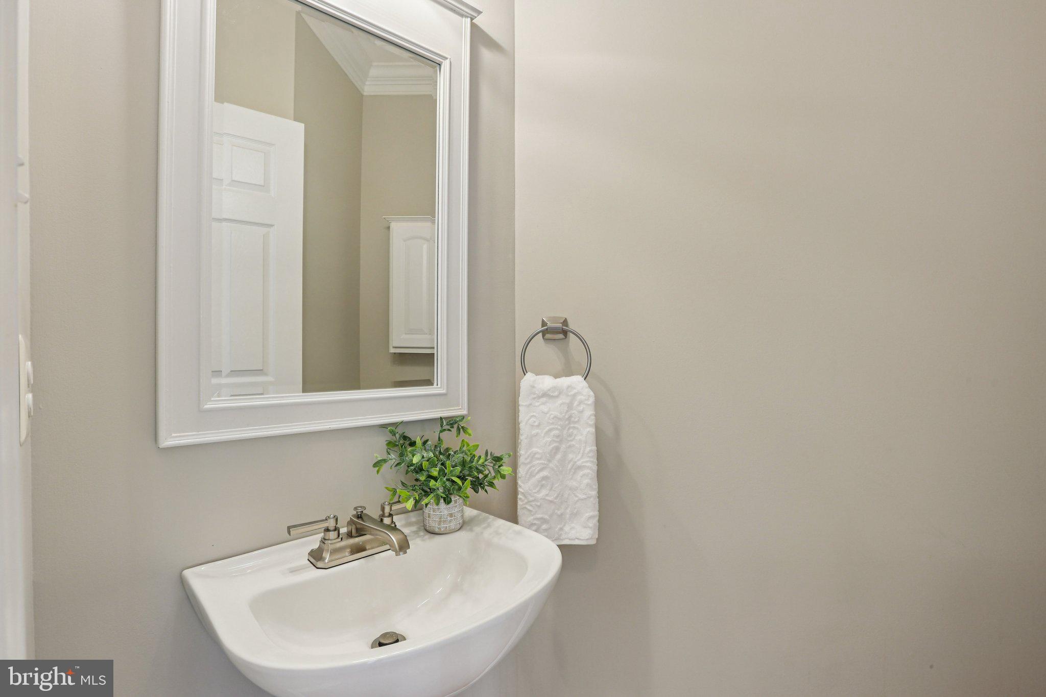 EDGEWOOD - Residential