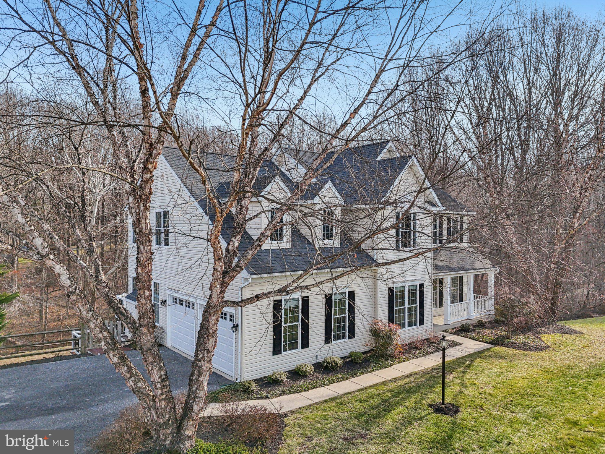 EDGEWOOD - Residential