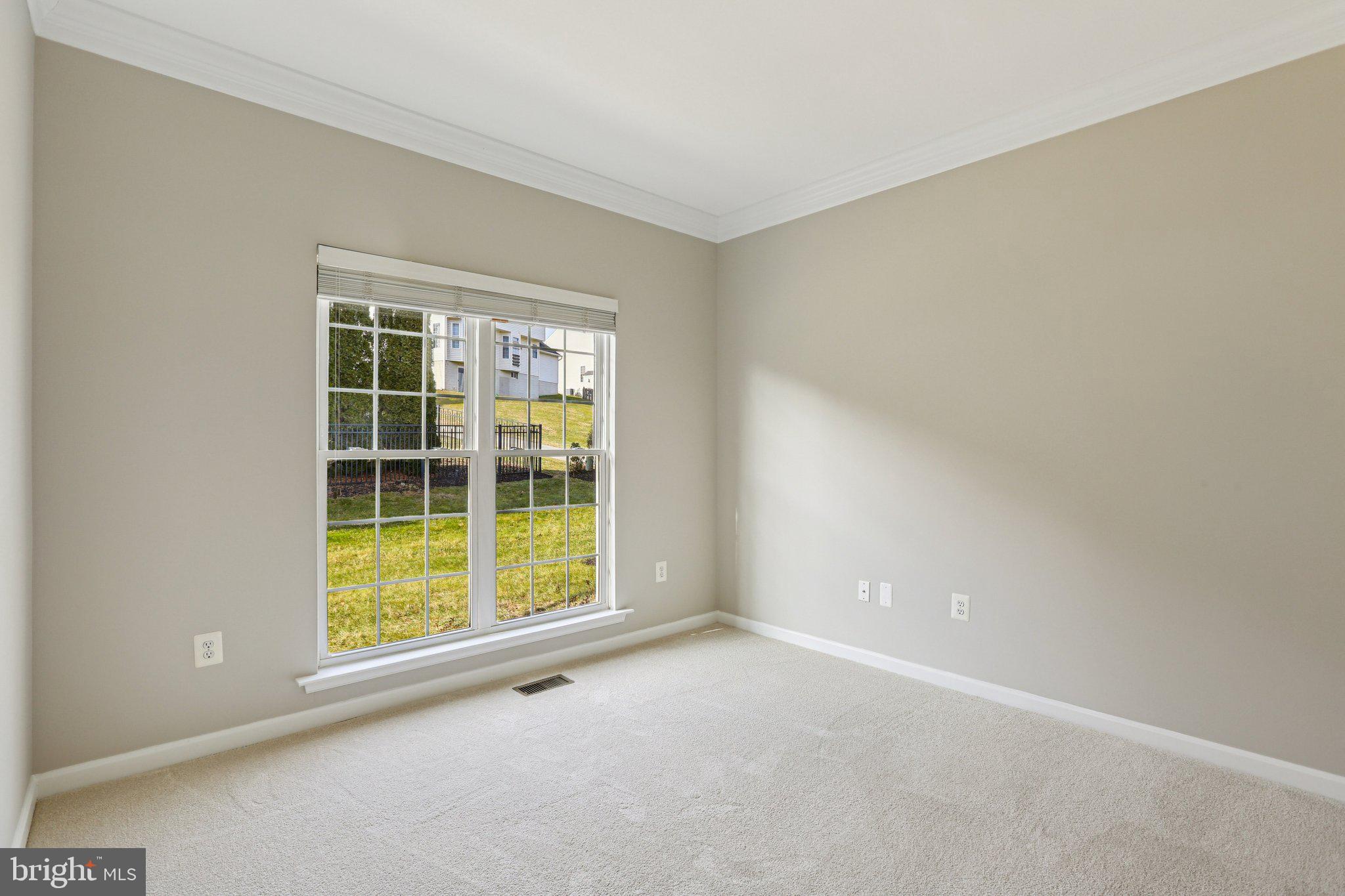 EDGEWOOD - Residential