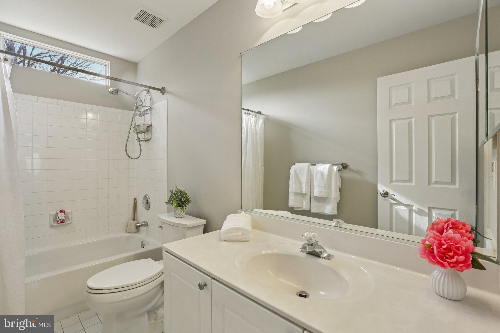 EDGEWOOD - Residential