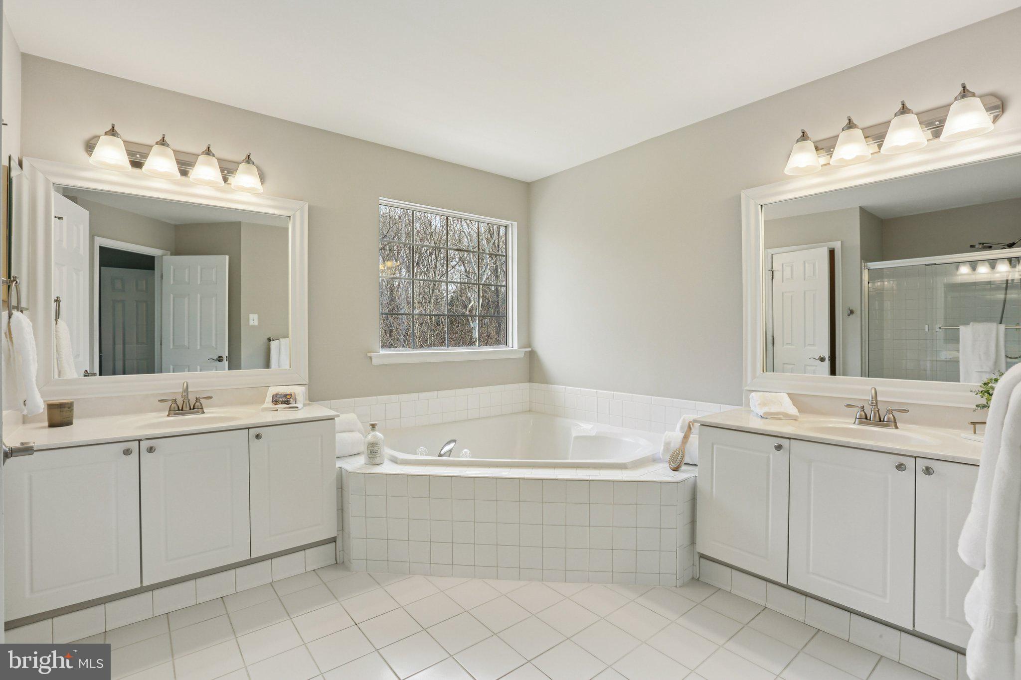 EDGEWOOD - Residential