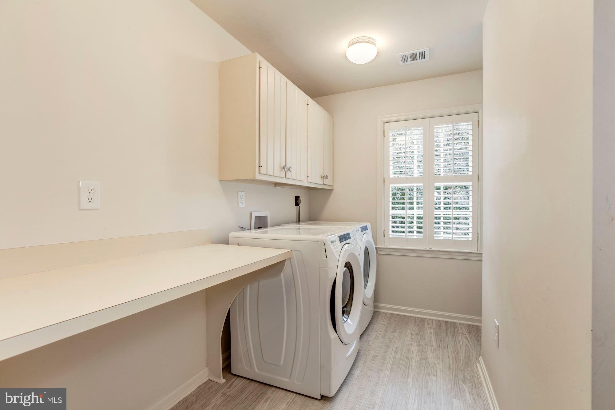 RIVER FALLS - Residential