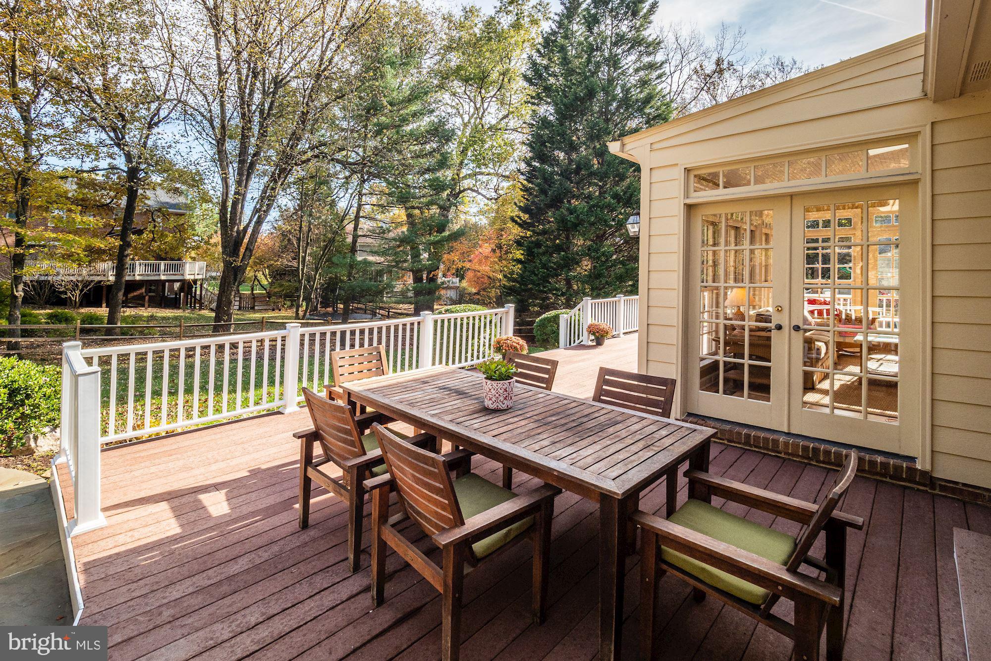 RIVER FALLS - Residential