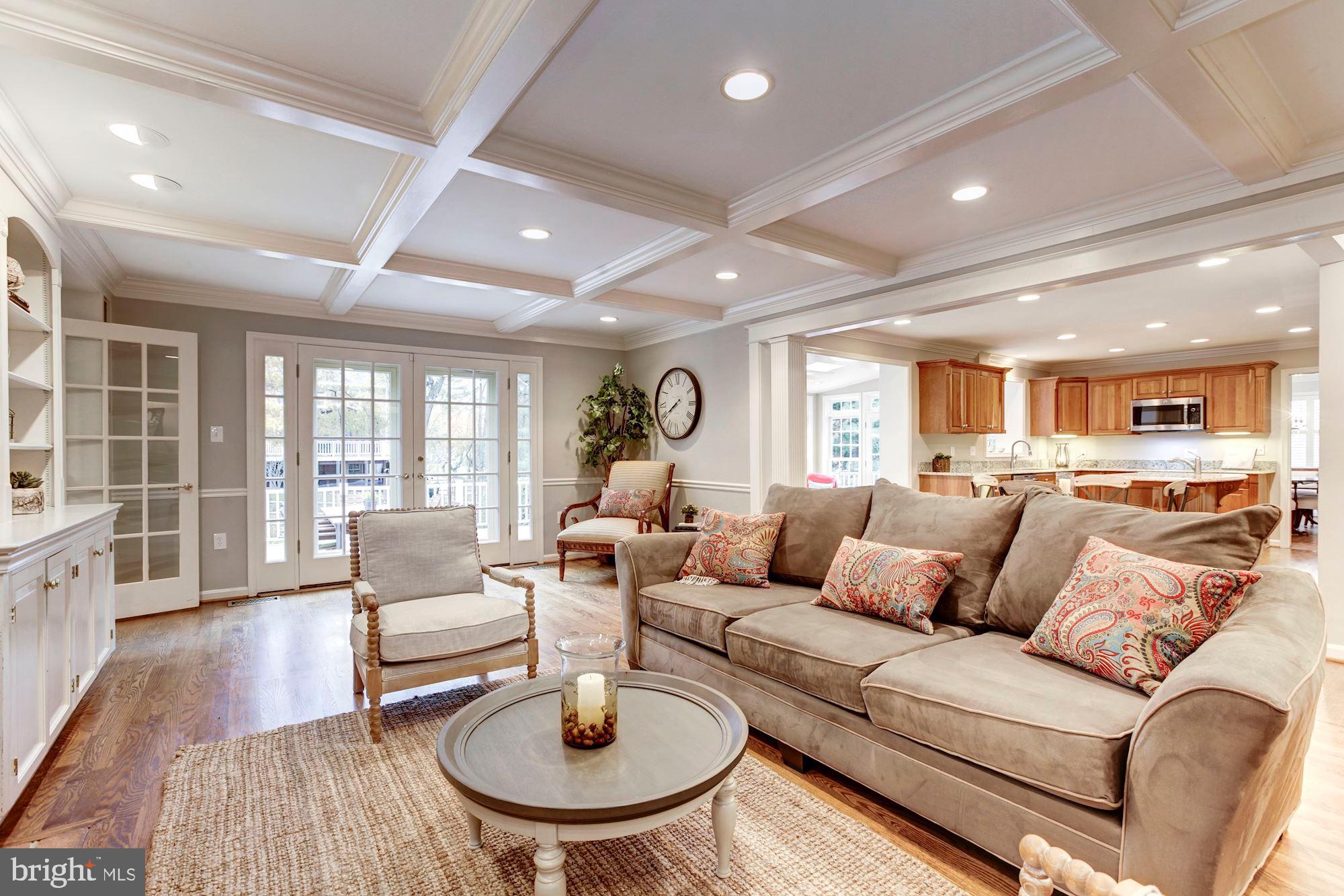 RIVER FALLS - Residential