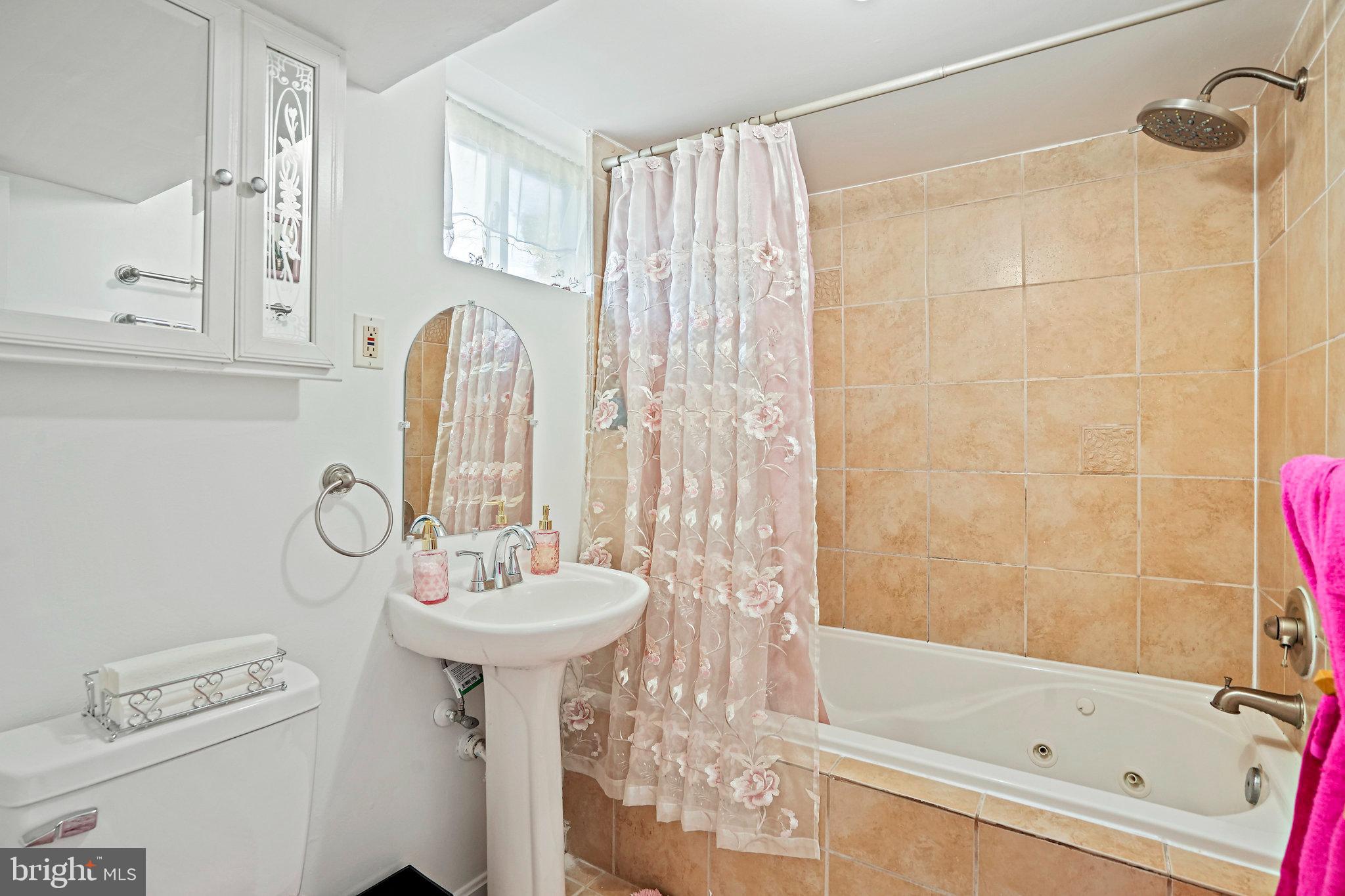 GOOD LUCK ESTATES - Residential