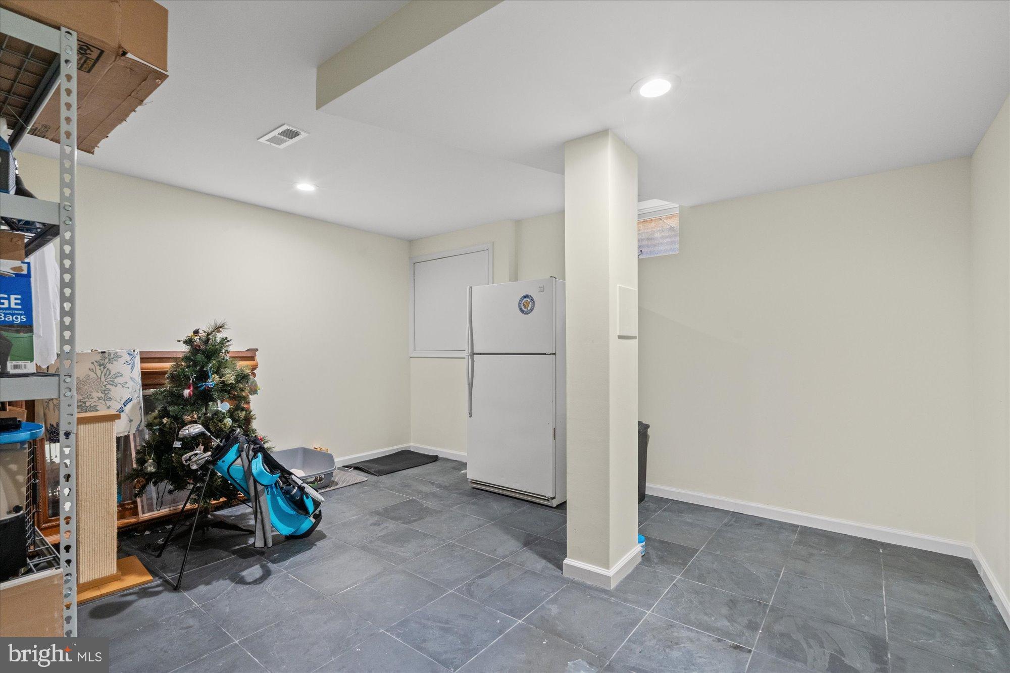 SCOTTS RUN - Residential