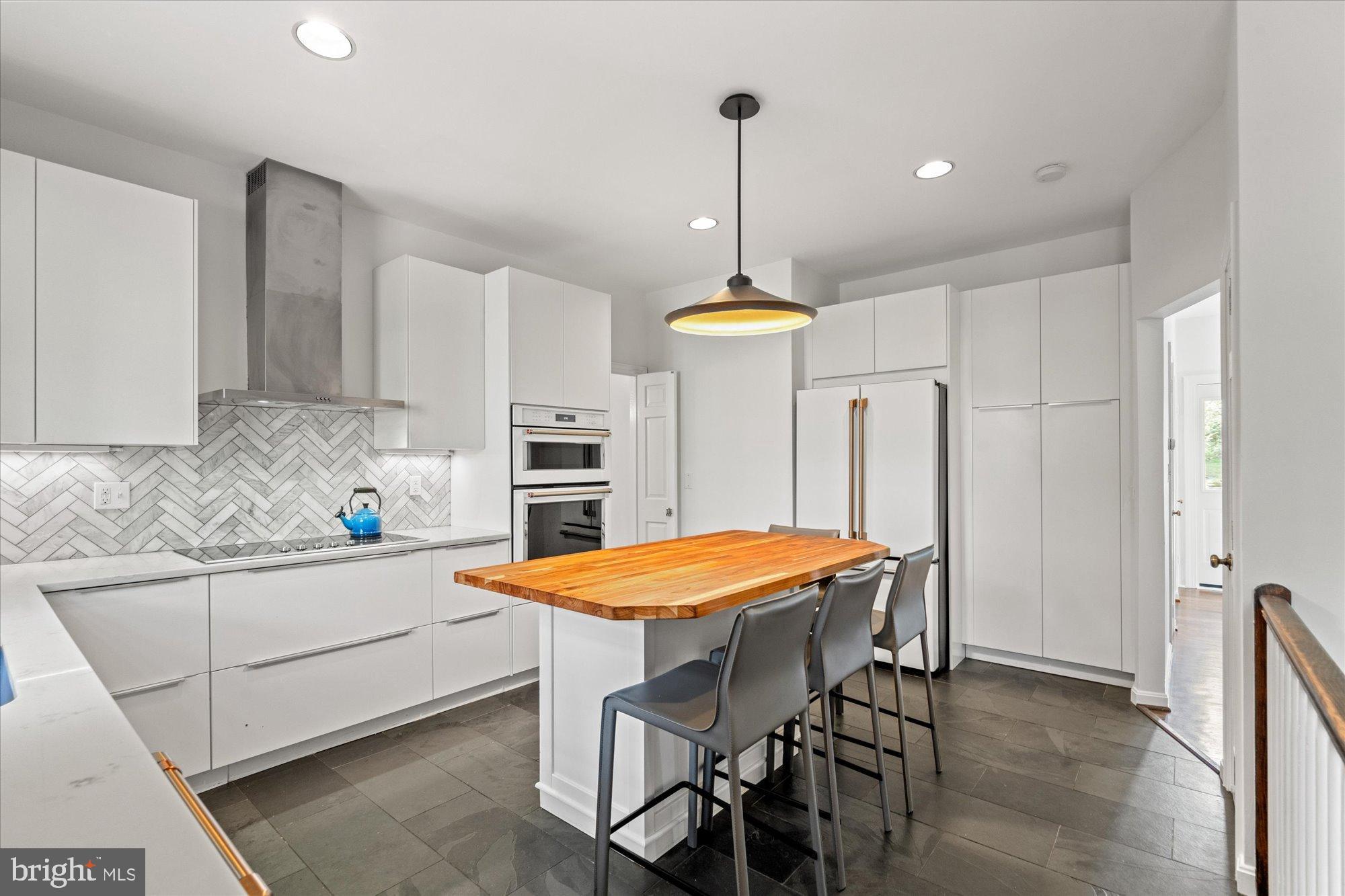 SCOTTS RUN - Residential