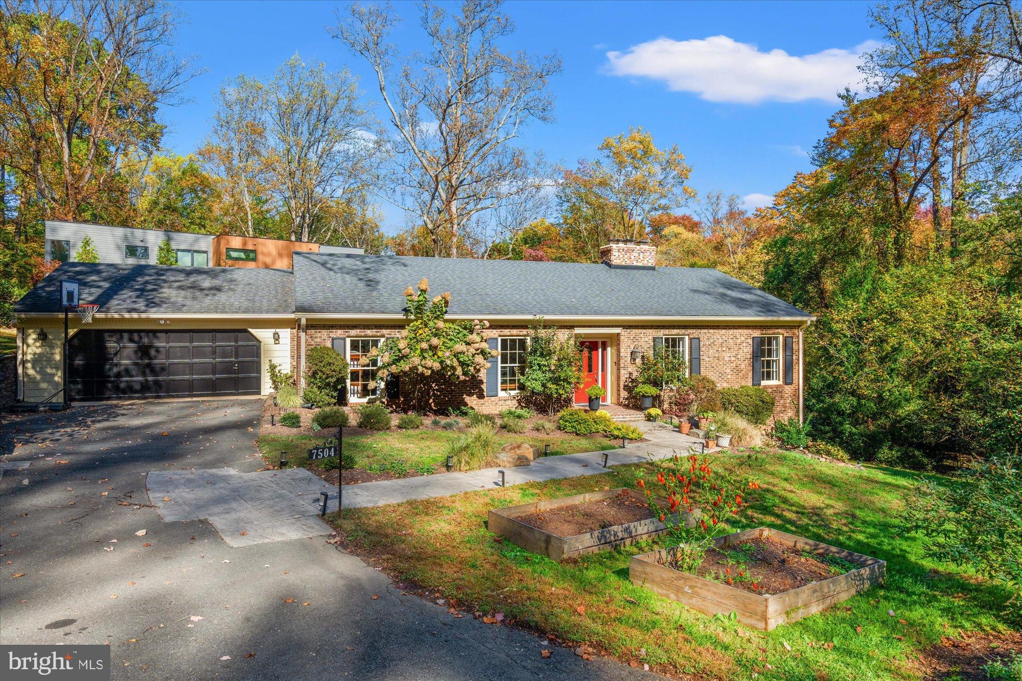 7504 BLAISE TRAIL
