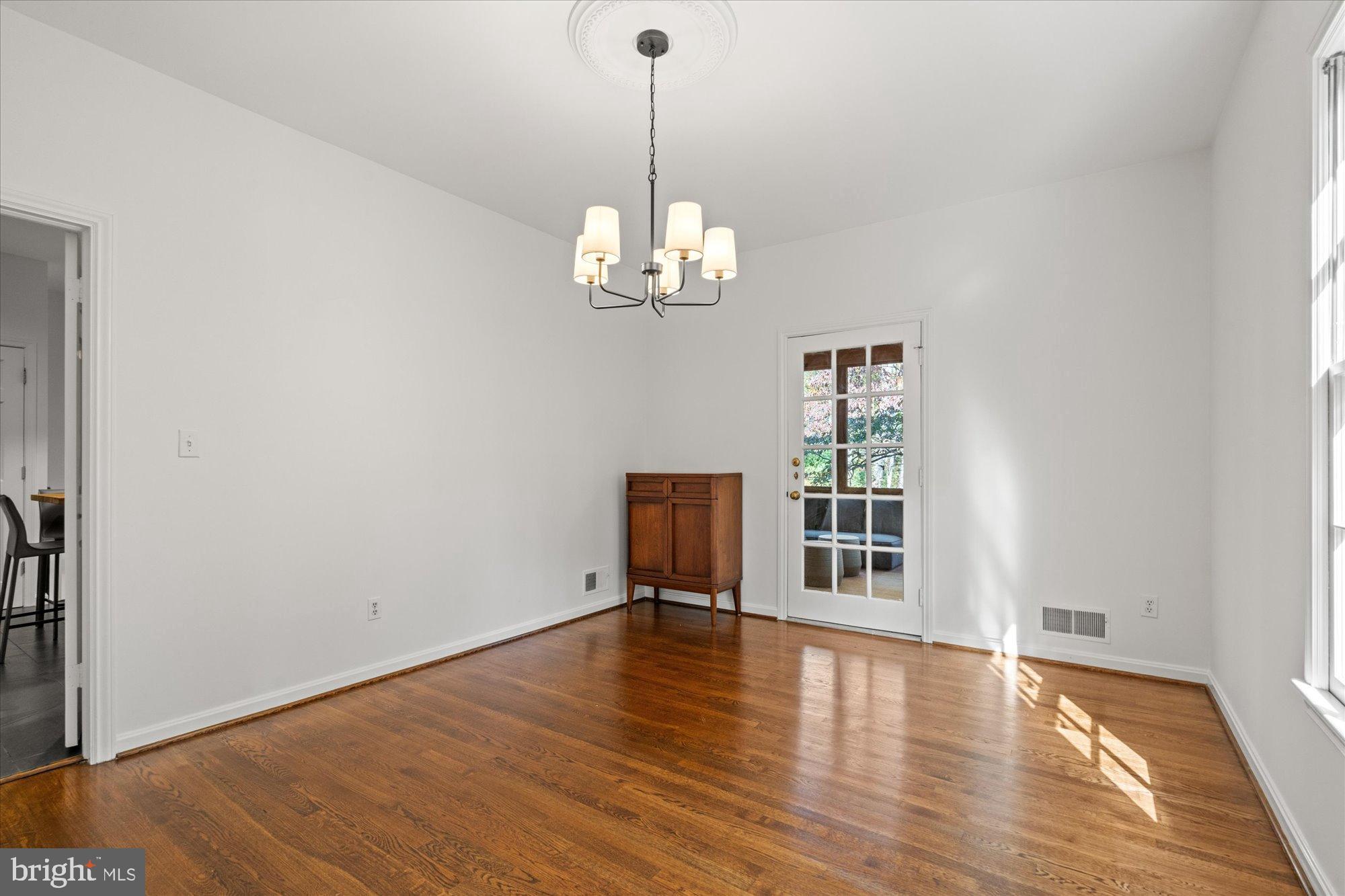 SCOTTS RUN - Residential