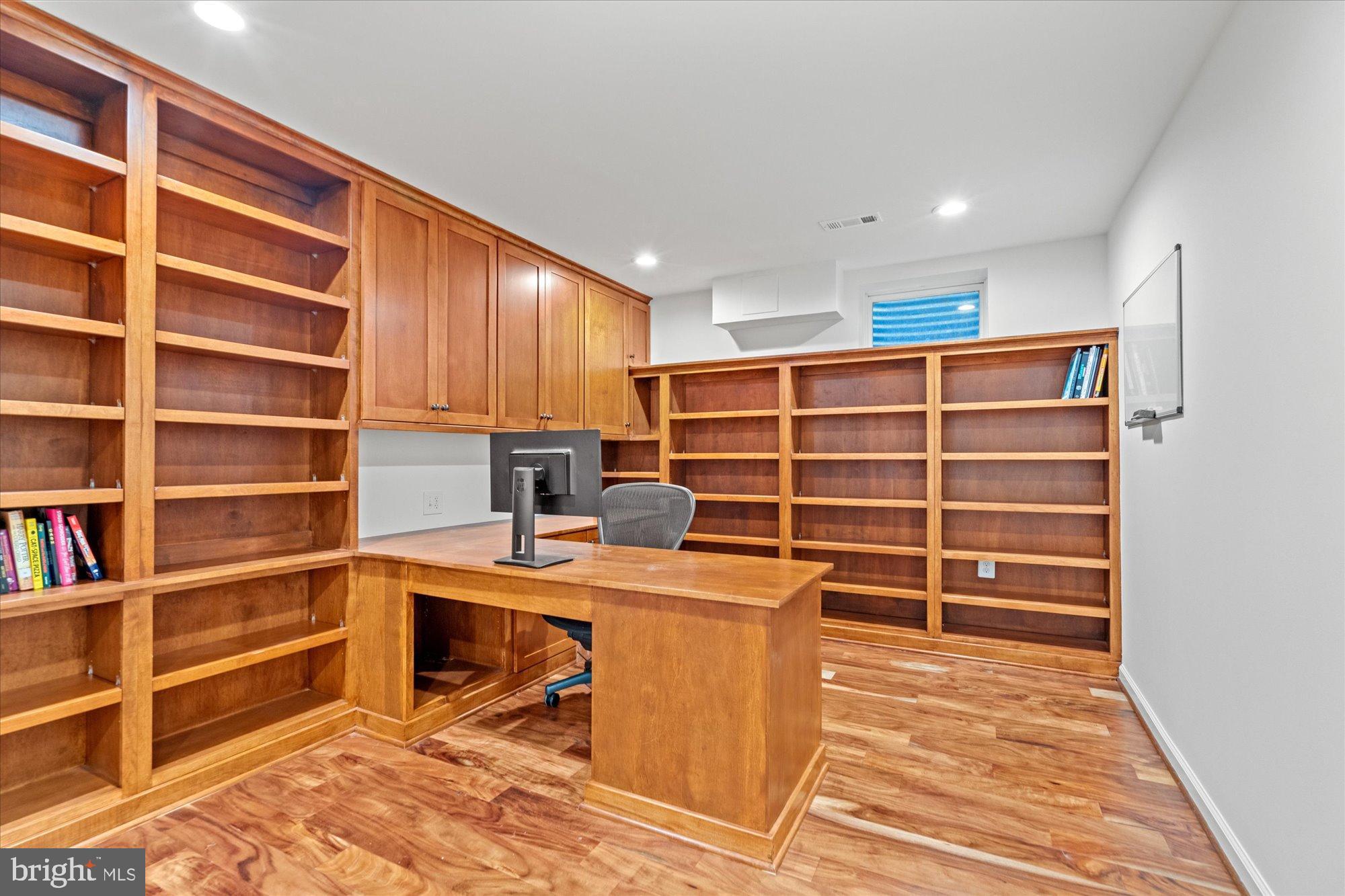 SCOTTS RUN - Residential