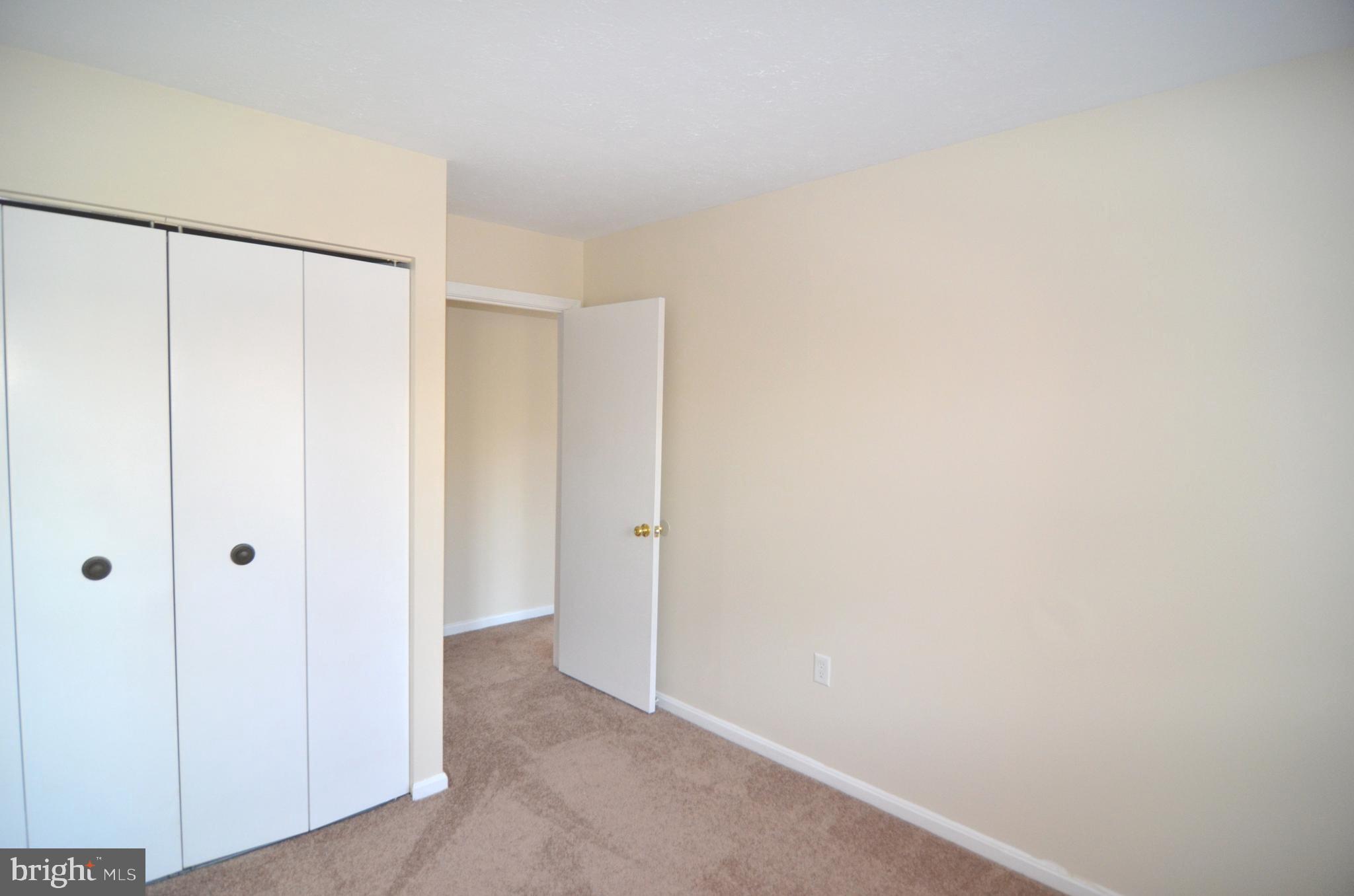 WAKEFIELD NEIGHBORHOOD - Residential Lease