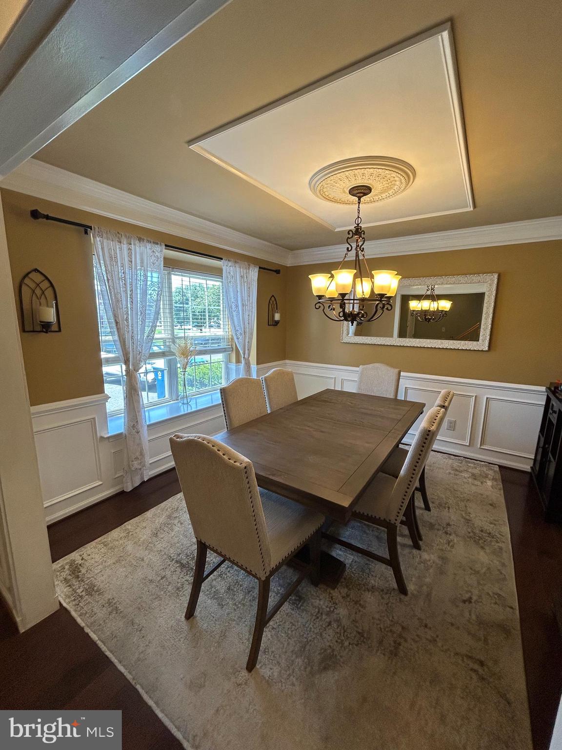 972 DOGWOOD LANE