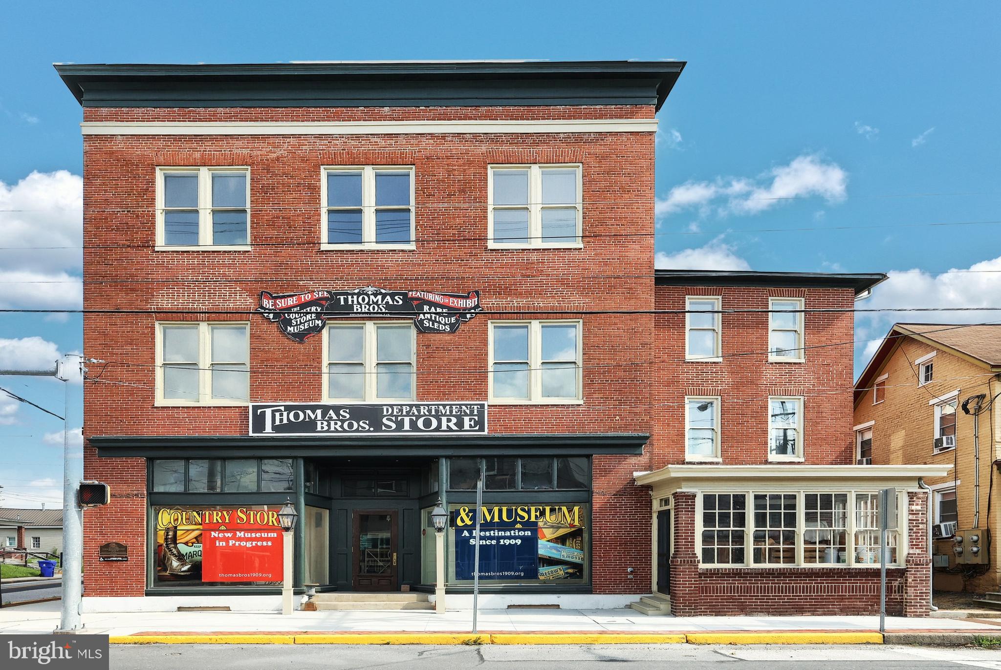 55+ Apartments
Live in a piece of history with modern charm! This unique property, has been thoughtfully updated to offer contemporary living while preserving its rich heritage. Inside, you'll find spacious open areas perfect for relaxation or entertaining. The Thomas Brothers Country Store building offers both privacy and ample space, blending old-world character with the conveniences of modern living. Some units offer elevator access, and handicapped modifications. All units have water and sewer hook-ups. Units are no smoking, no pets, and applicants must have at least a 620 credit score.