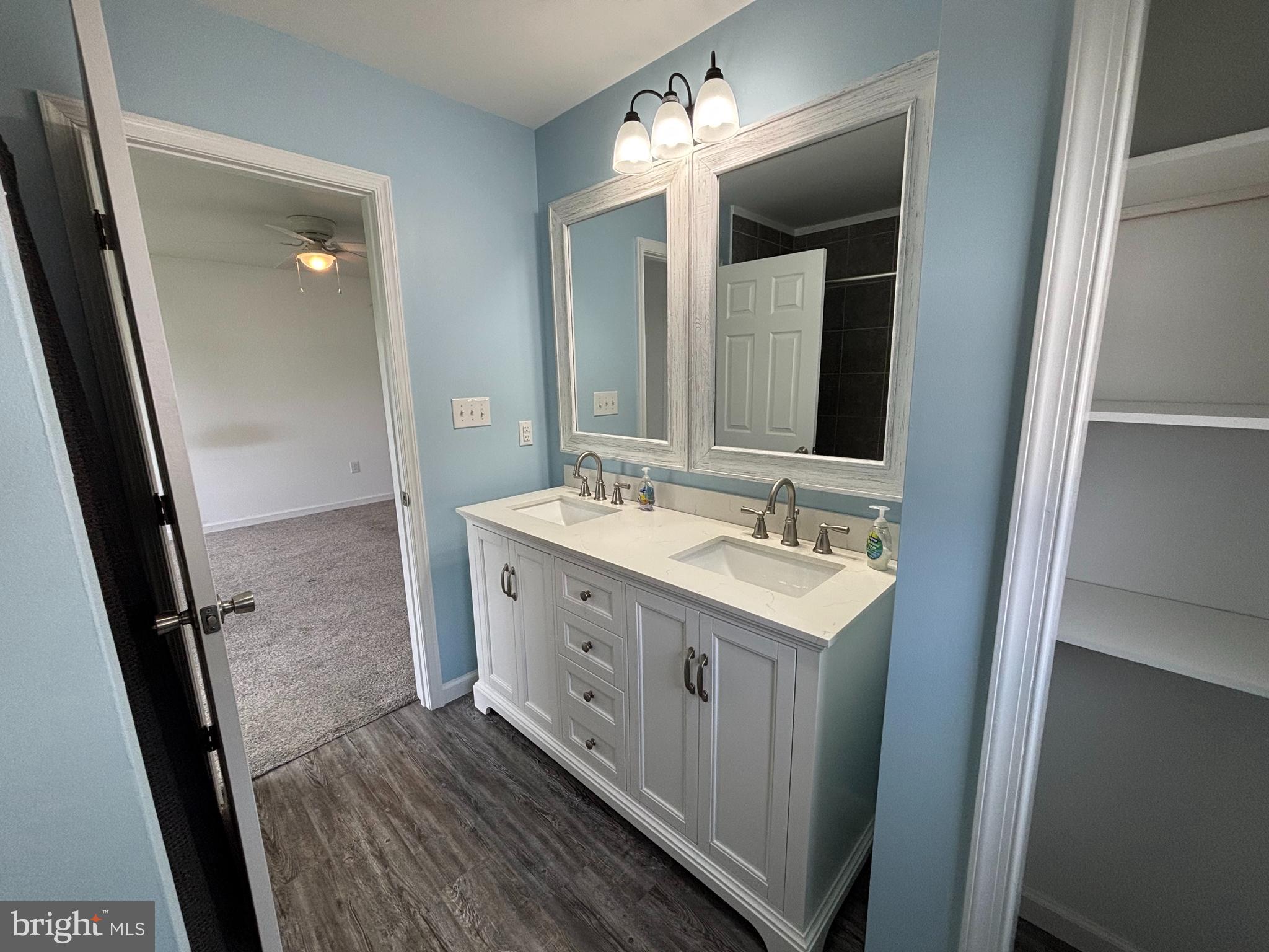 SOUTHERN FLDS - Residential