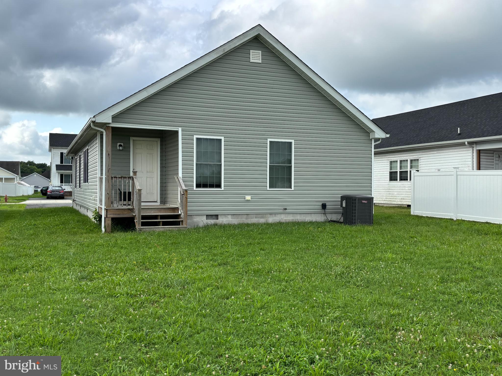 SOUTHERN FLDS - Residential