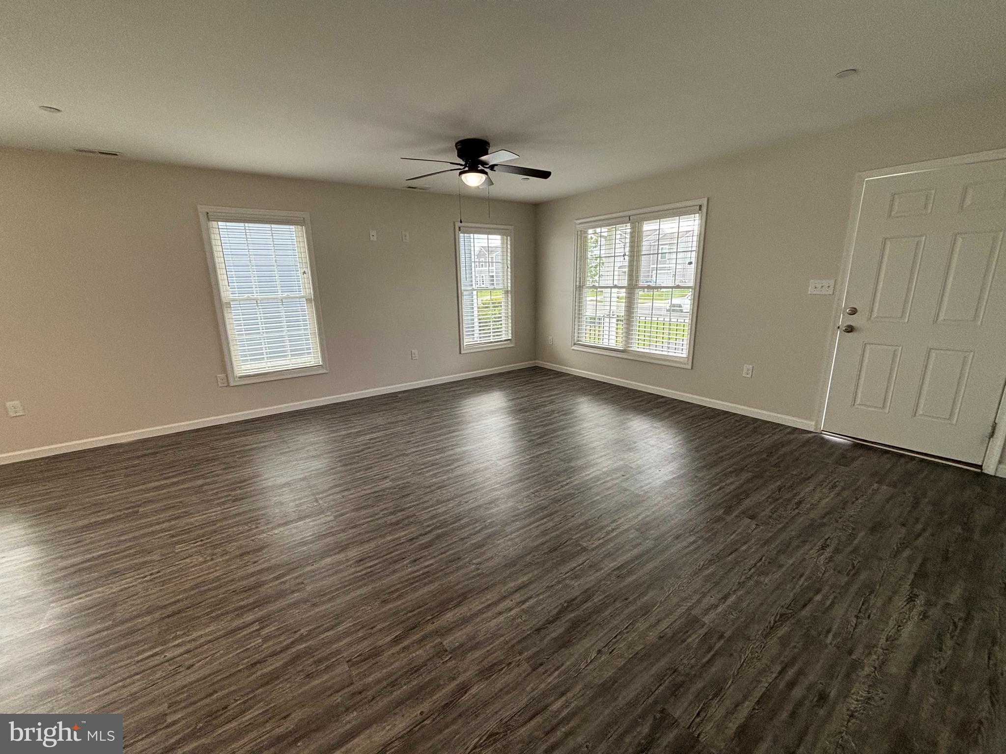 SOUTHERN FLDS - Residential