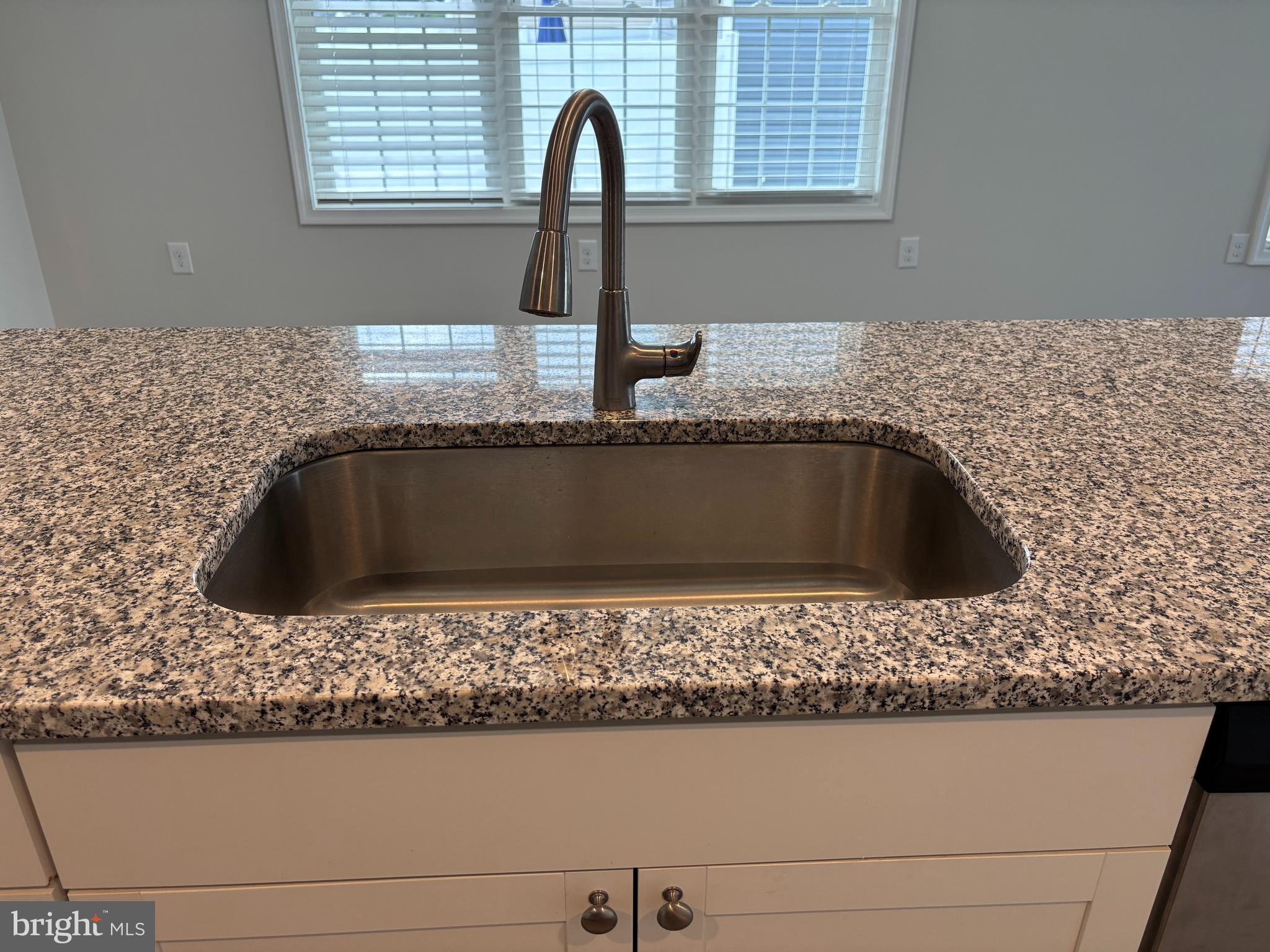 SOUTHERN FLDS - Residential