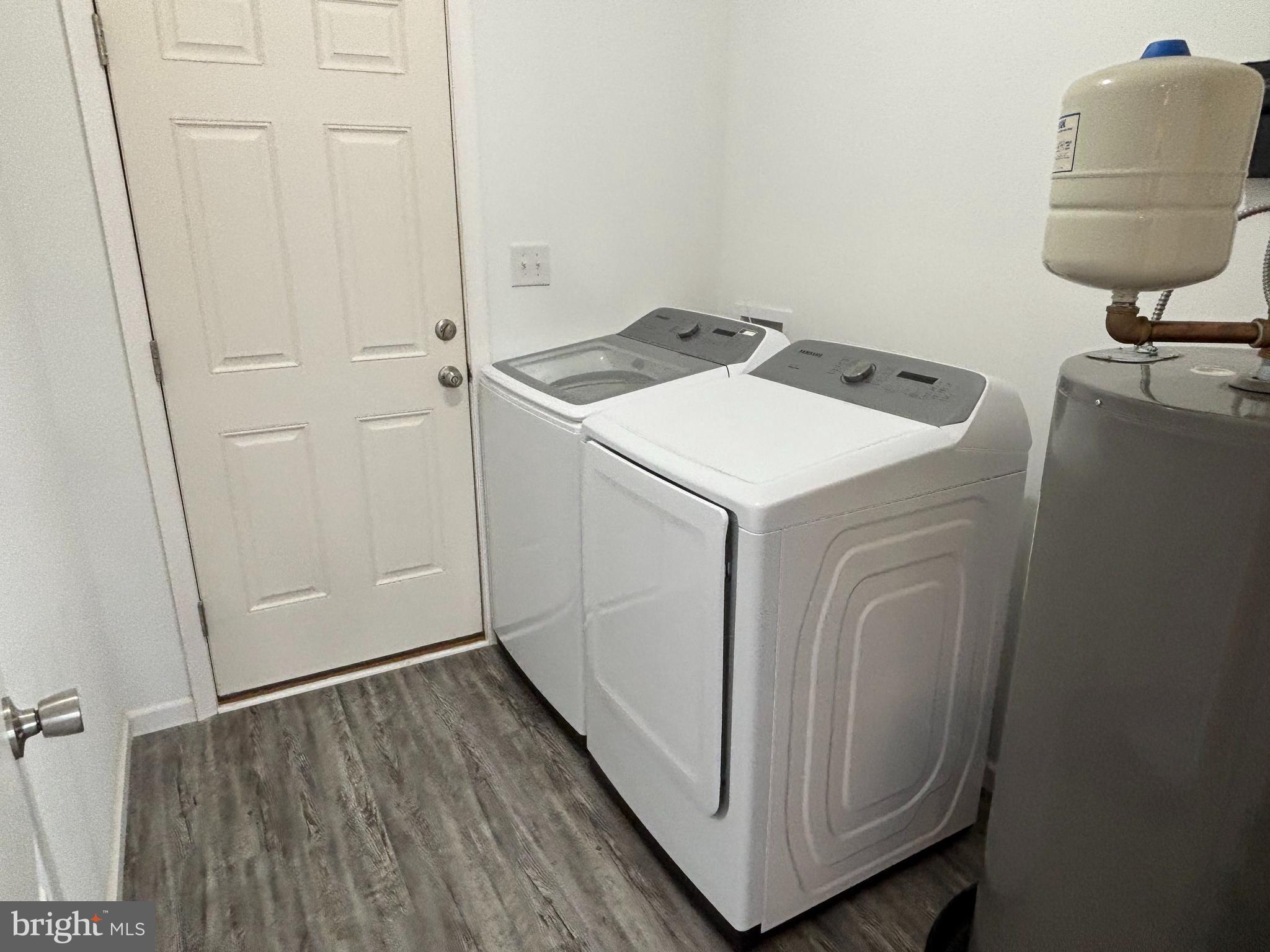 SOUTHERN FLDS - Residential