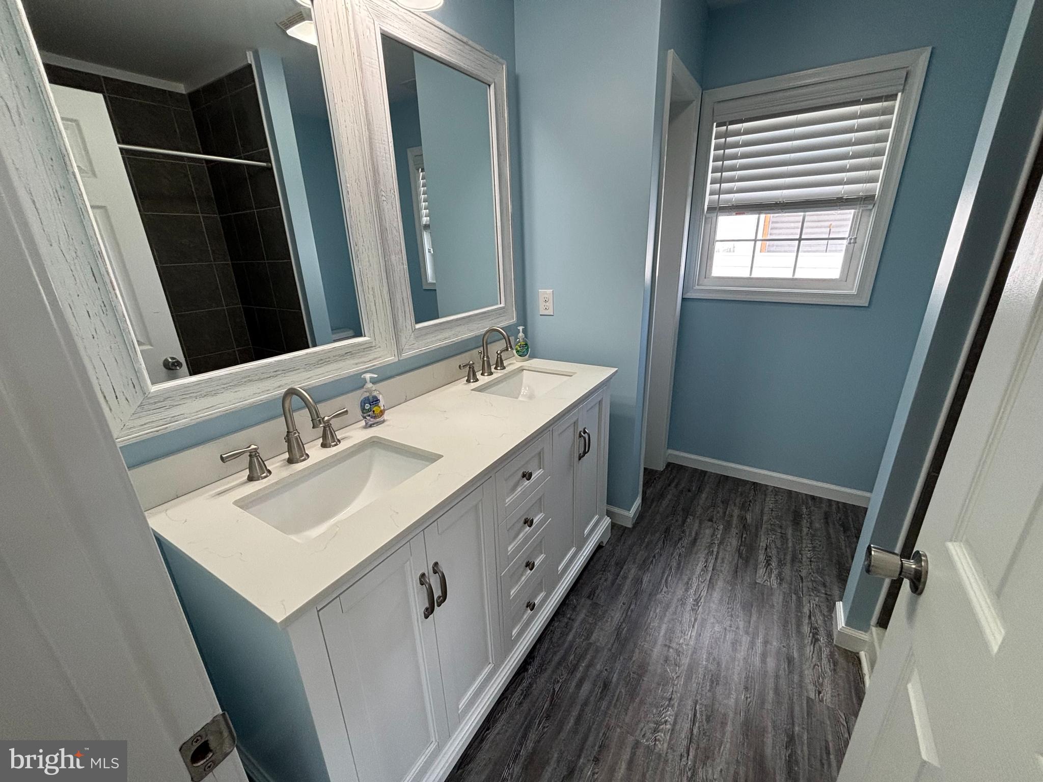 SOUTHERN FLDS - Residential