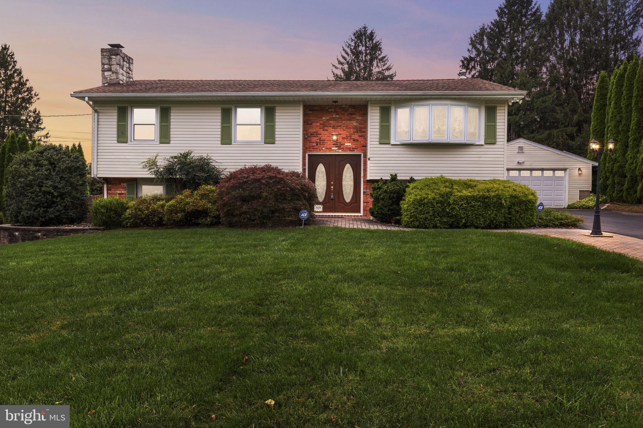 1404 RYAN ROAD