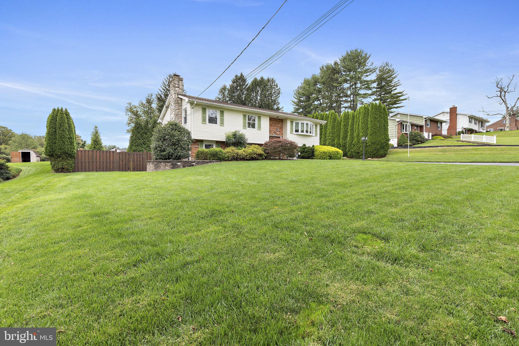 1404 RYAN ROAD